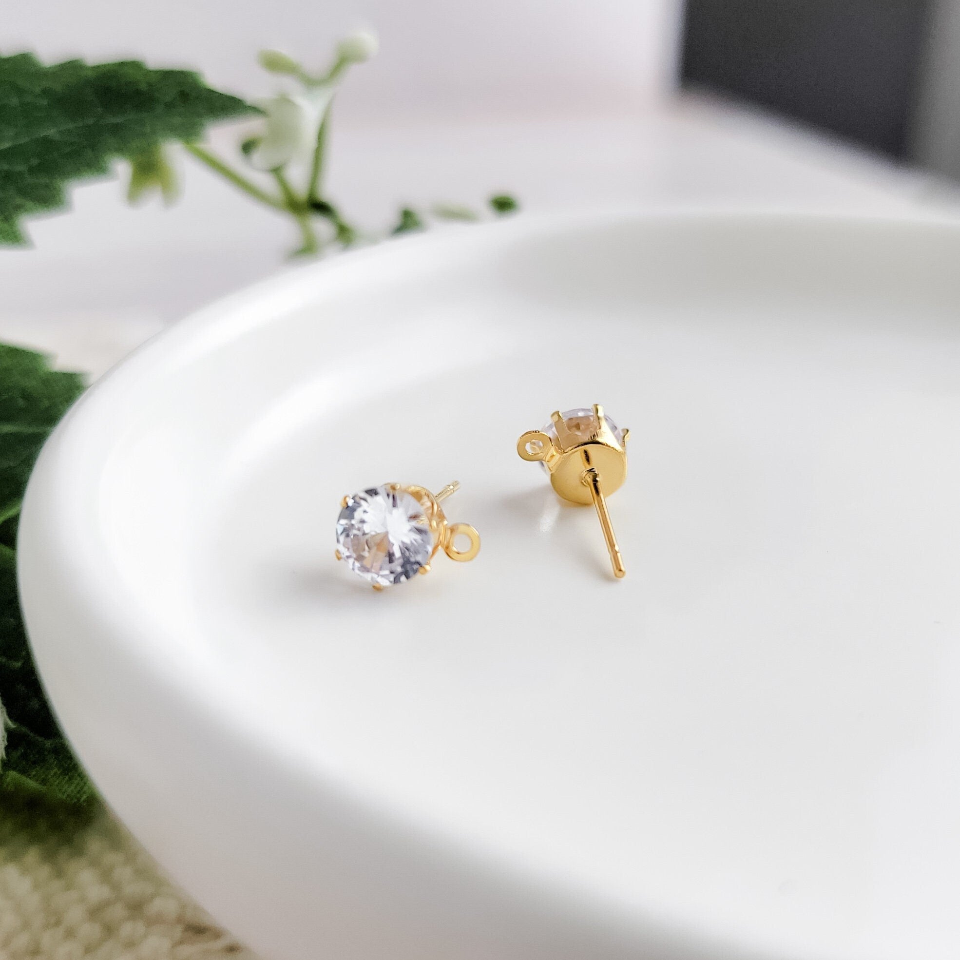 Round 6mm Cubic Zirconia Gold Studs with Loops, 10 Pieces, Stud 33 -