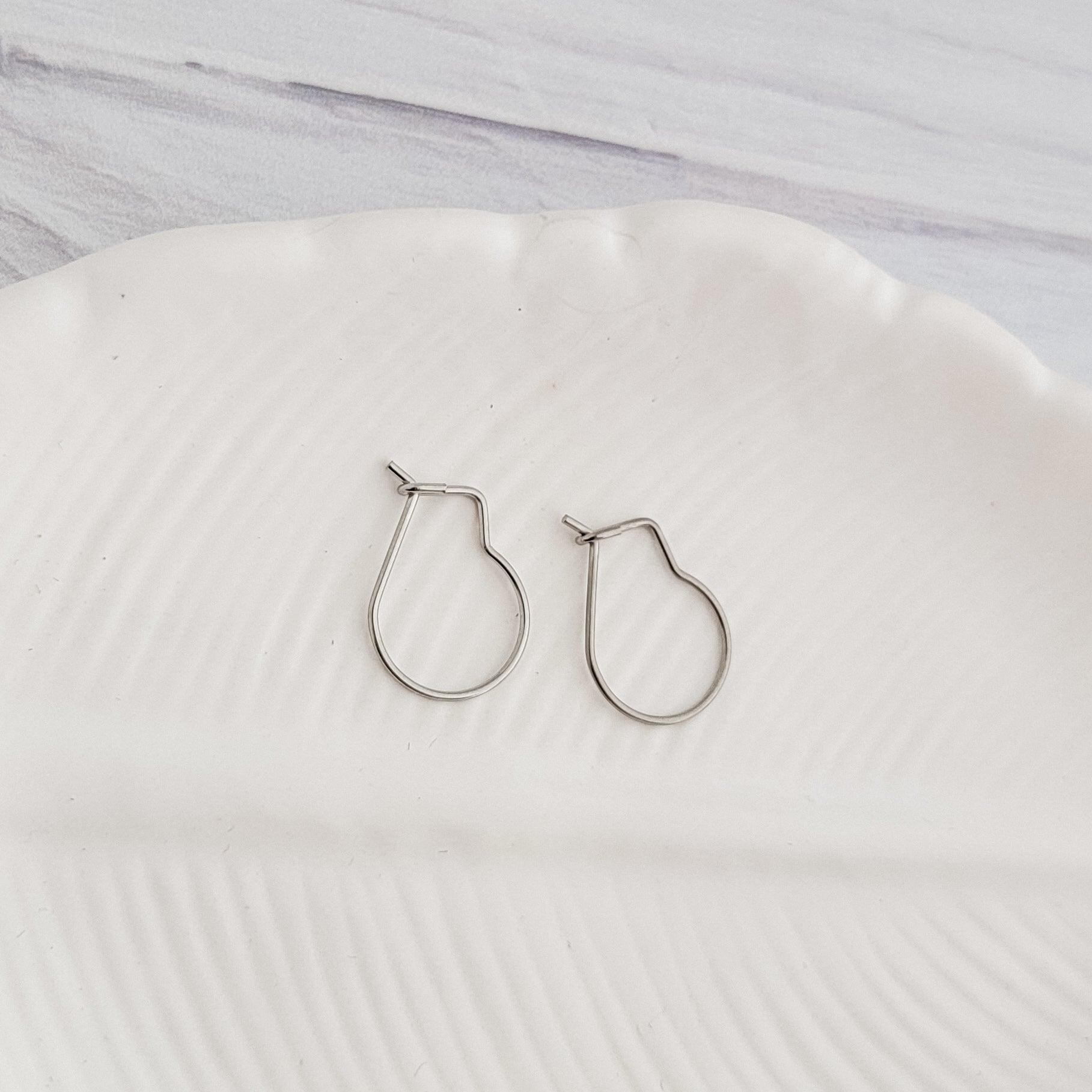18mm Silver Stainless Steel Kidney Hook, 20 Pieces, Earring Hook 6 - 