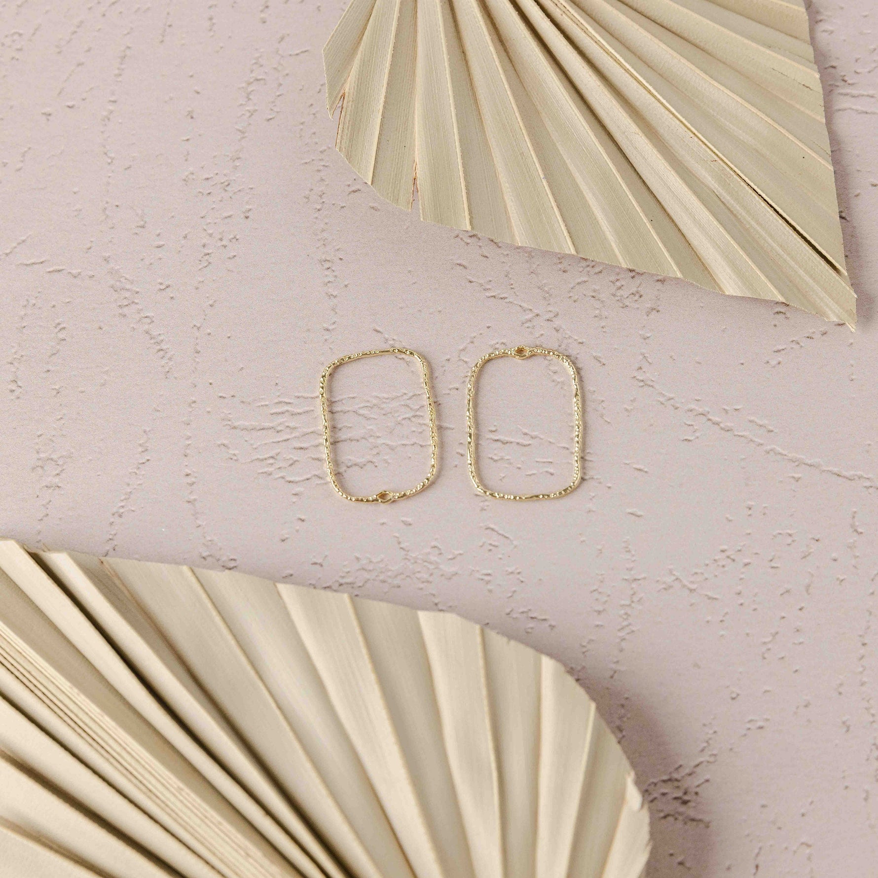 20mm Hammered Gold Rectangle Brass Charm with Hole, 10 Pieces, Charm 112 - 