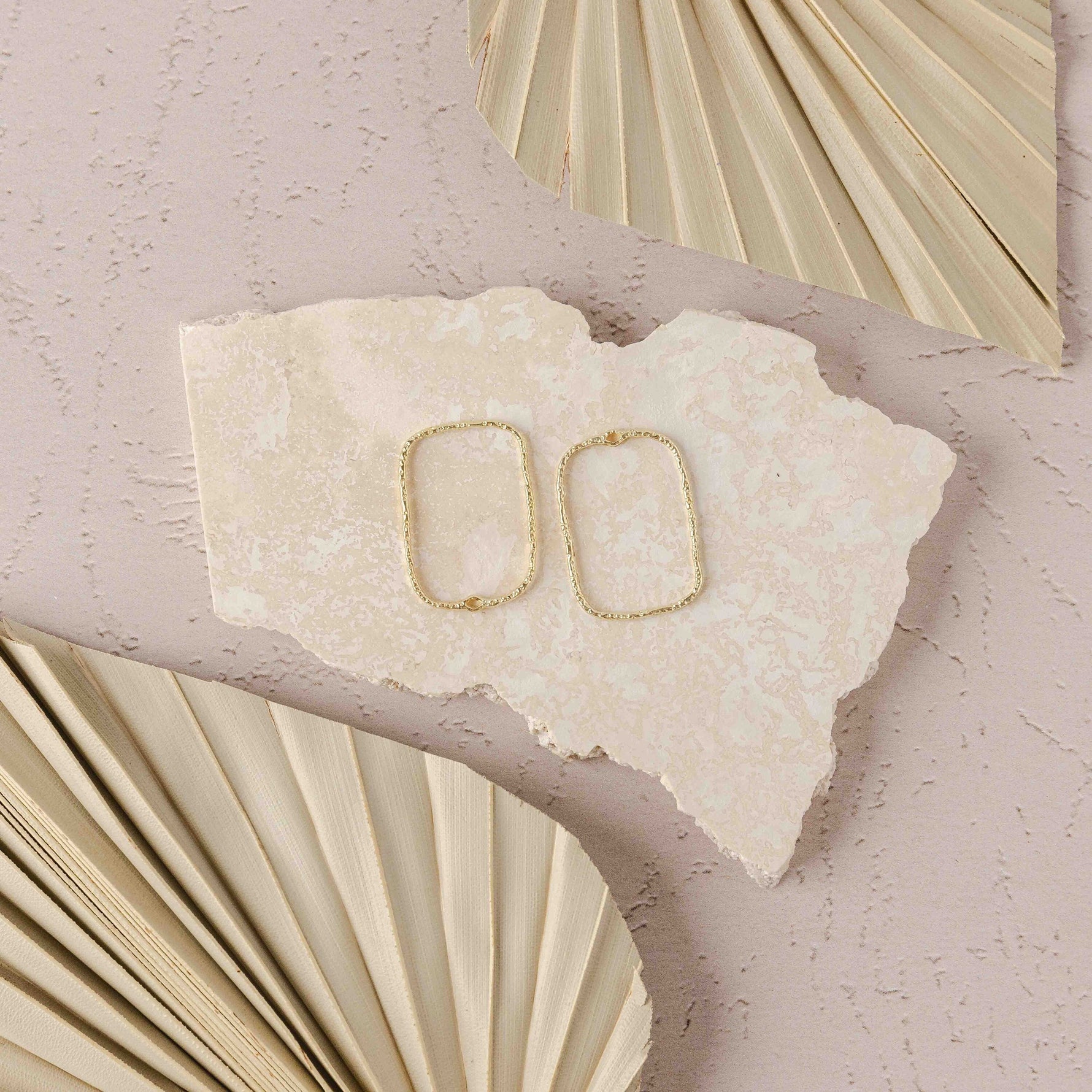 20mm Hammered Gold Rectangle Brass Charm with Hole, 10 Pieces, Charm 112 - 