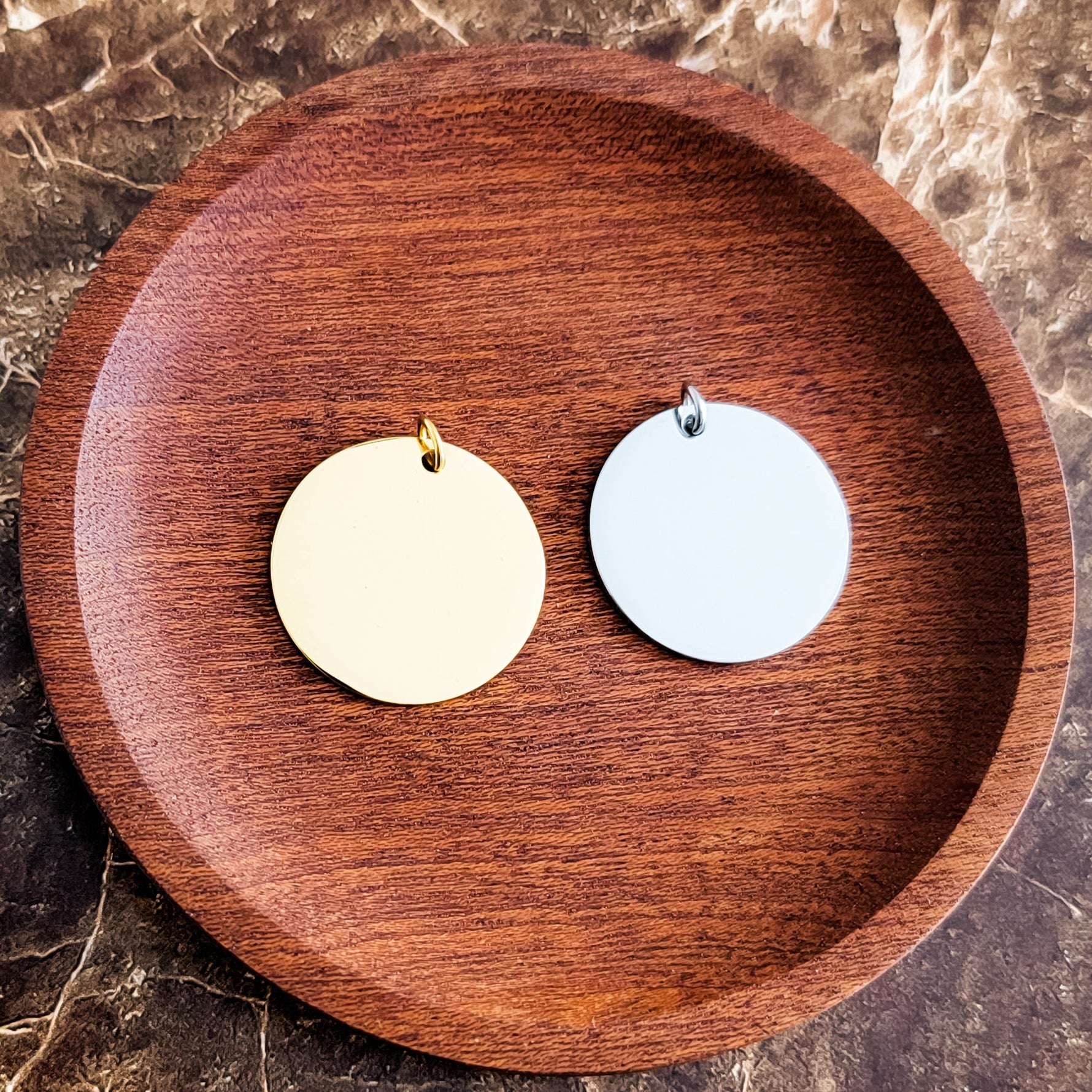 30mm Disc Pendant (Silver or Gold), 5 Pieces Total, Metal Blank 142 - 