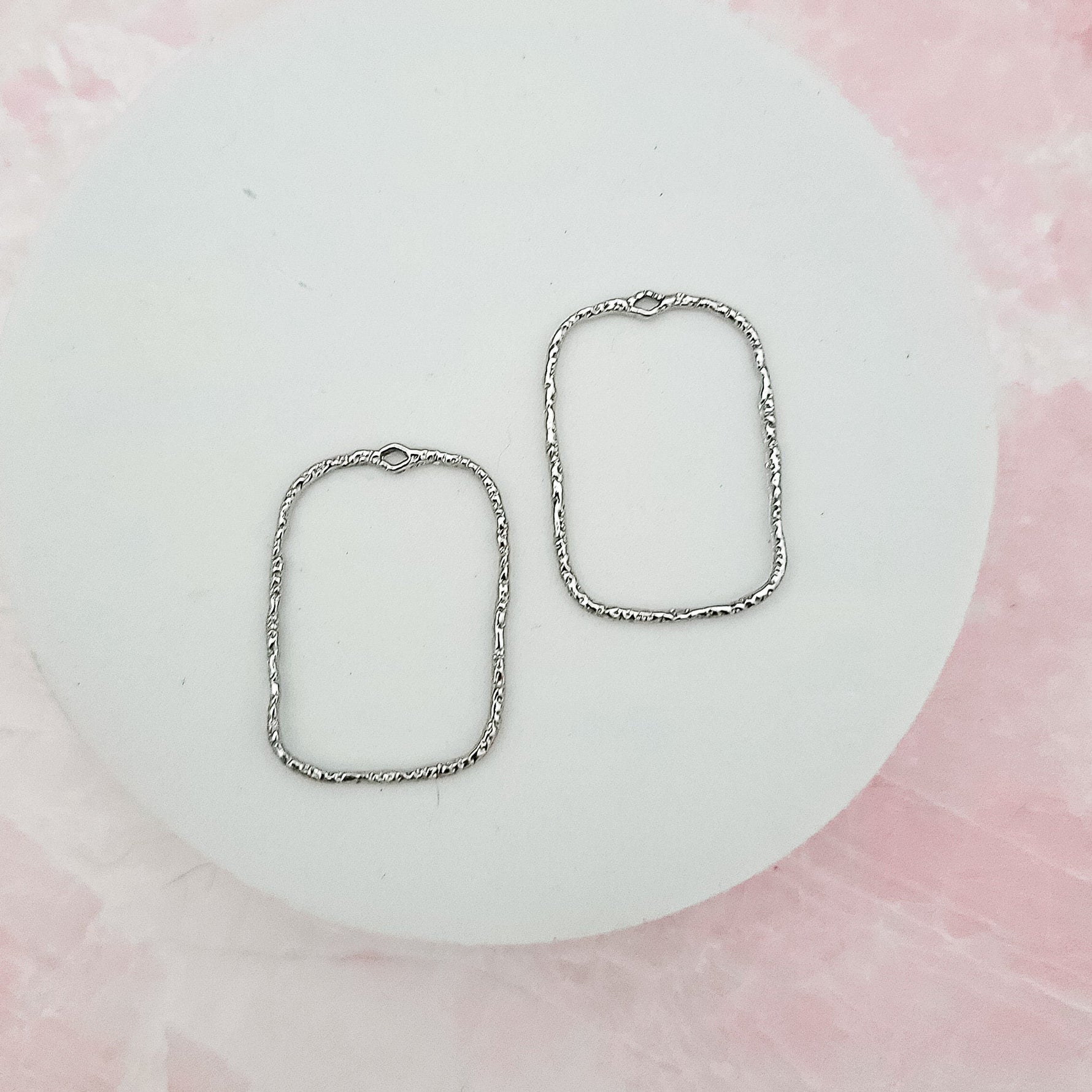 45mm Hammered Silver Rectangle Brass Charm with Hole, 10 Pieces, Connector 34 - 