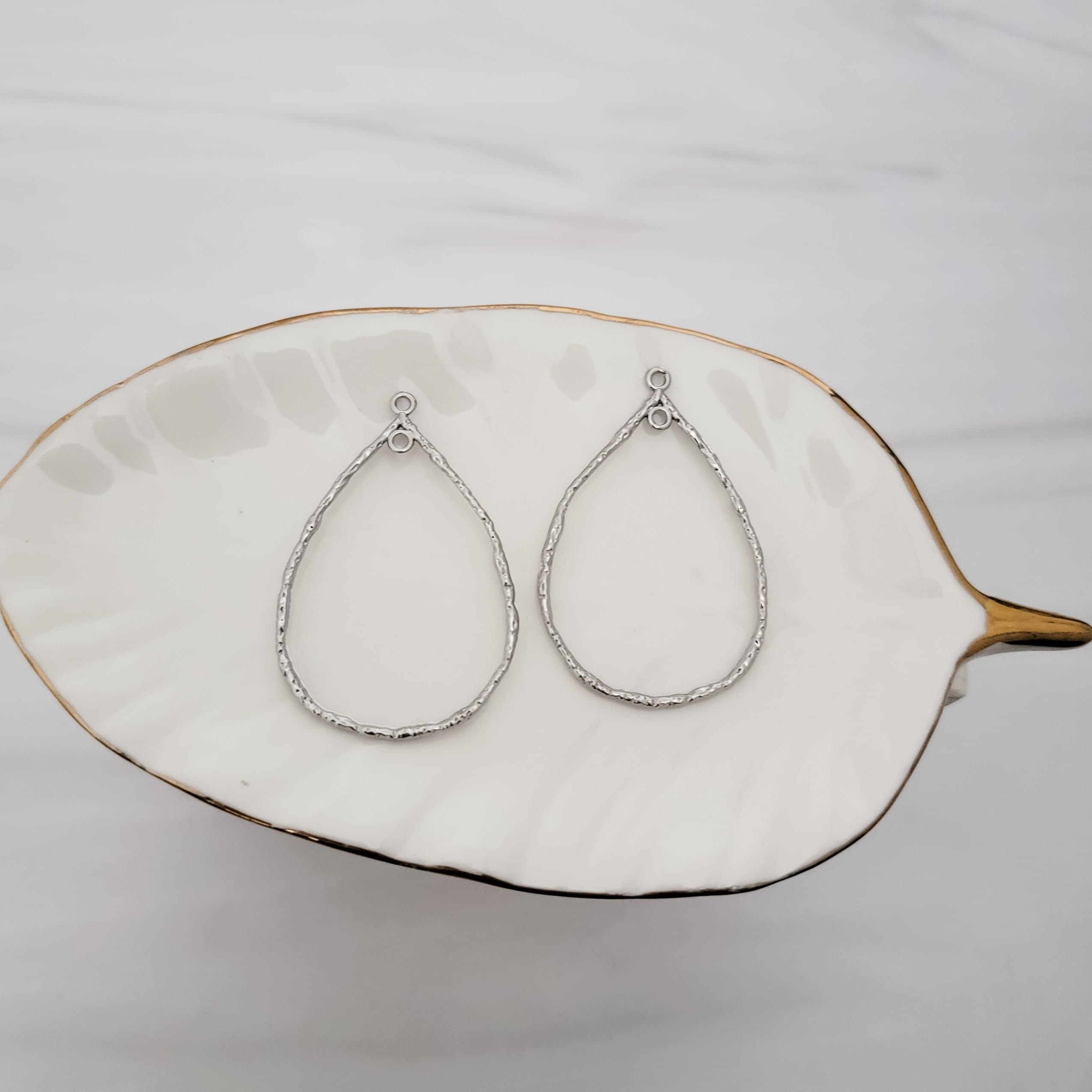 50mm Hammered Silver Teardrop Brass Charm with Double Hole, 10 Pieces, Charm 101 - 