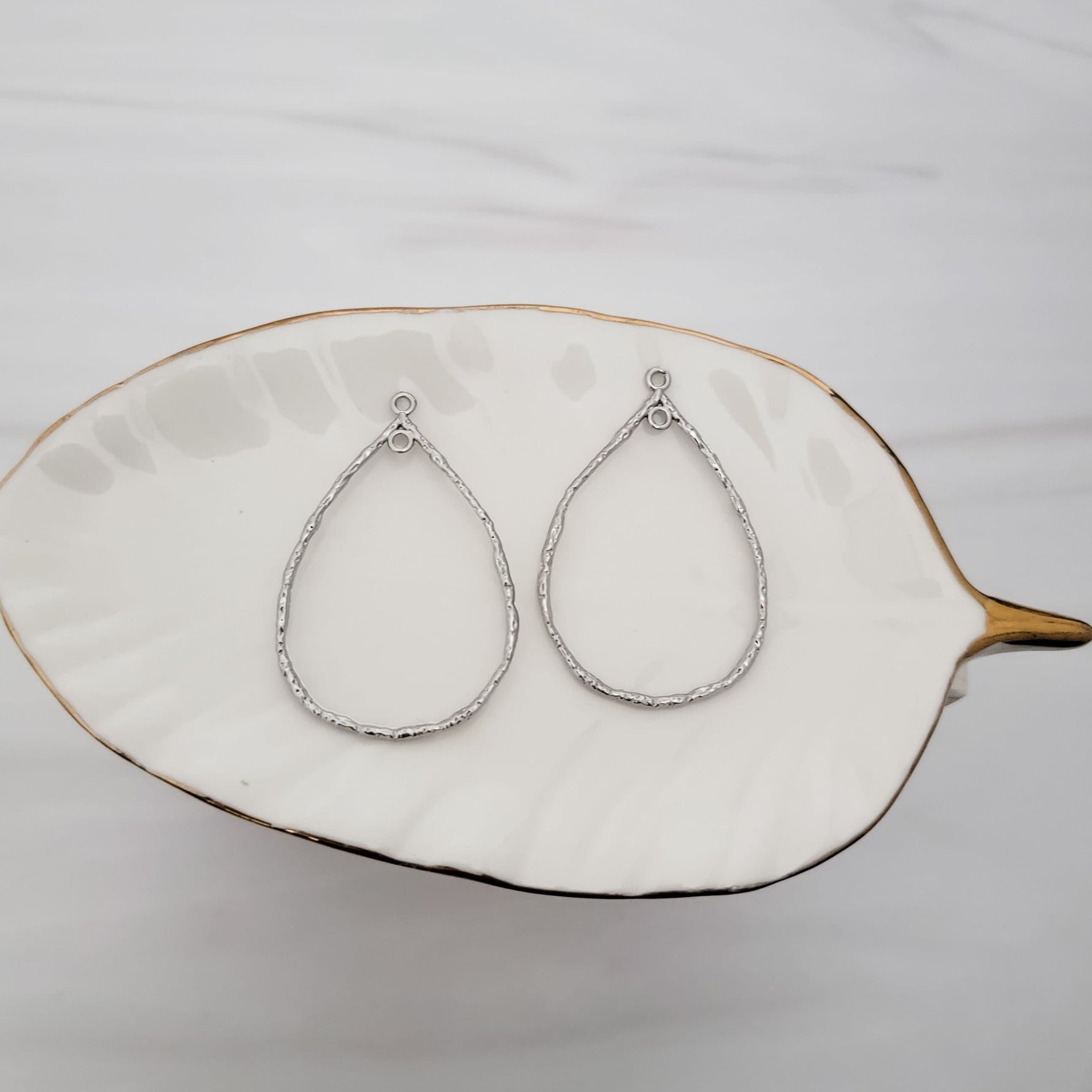 50mm Hammered Silver Teardrop Brass Charm with Double Hole, 10 Pieces, Charm 101 - 