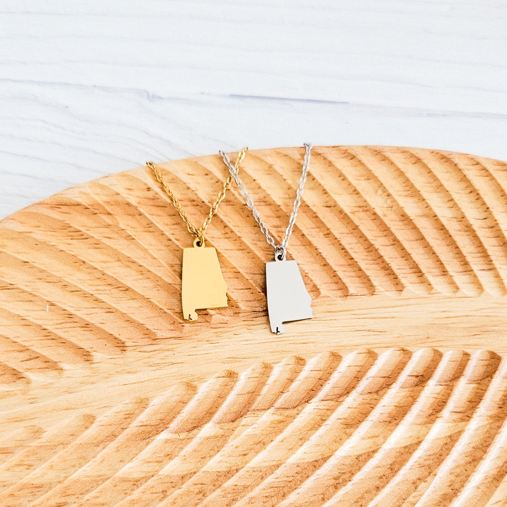 Alabama Pendant Necklace (Silver or Gold), 1 Total, Metal Blank 162 - 