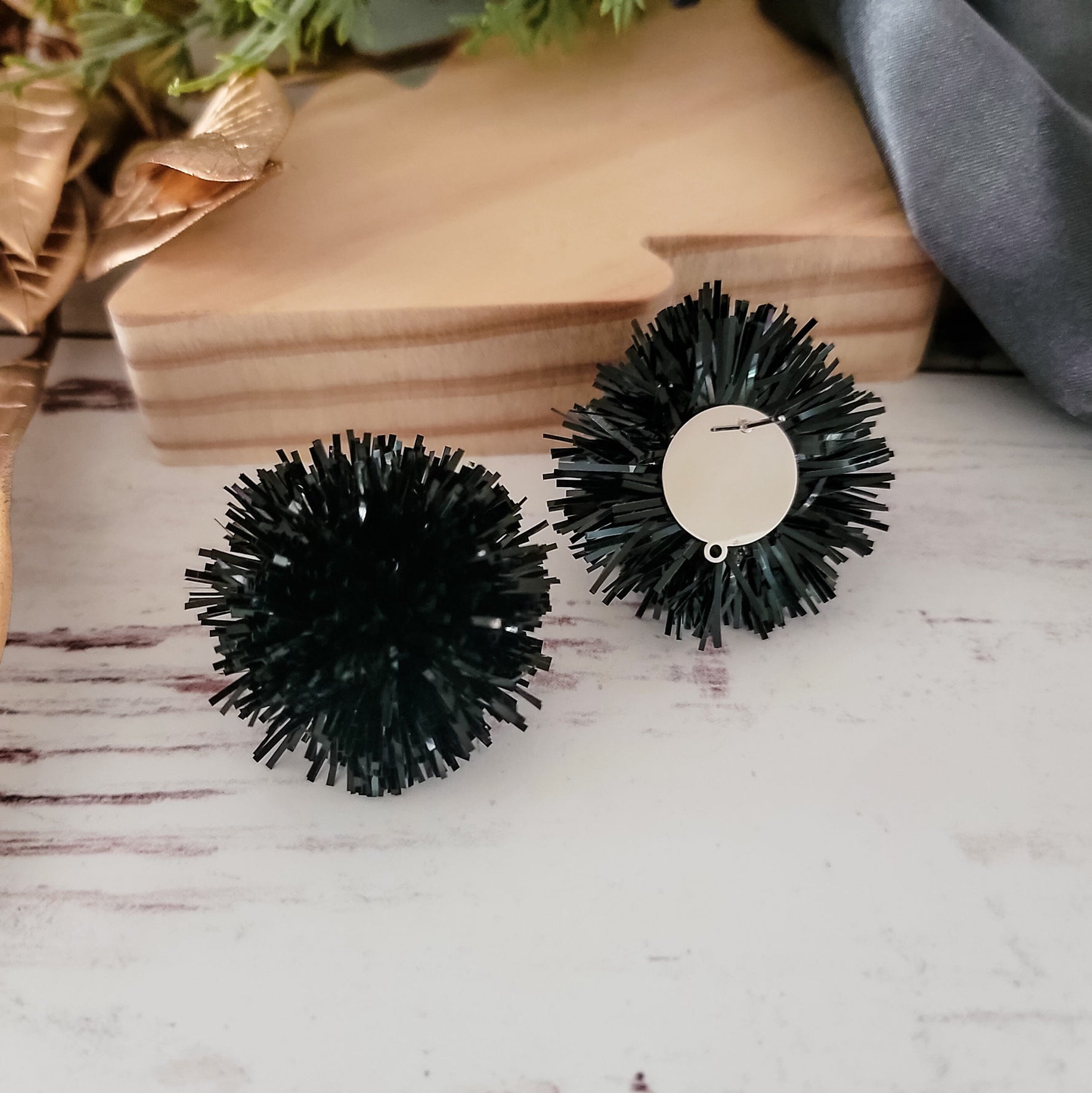 Black Tinsel 30mm Large Stud Topper, 1 Pair, Stud 175 - 