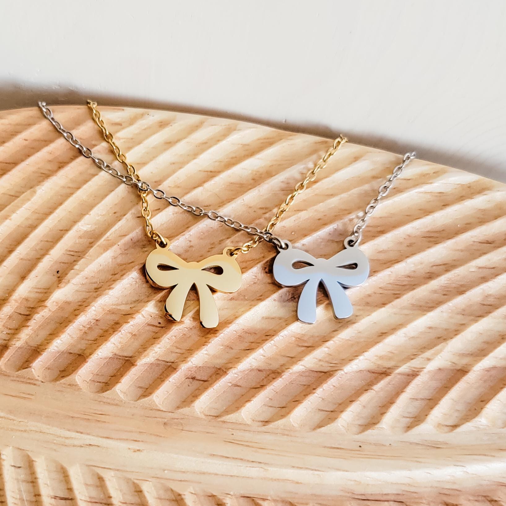 Bow Pendant Necklace (Silver or Gold), 1 Total, Metal Blank 108 - 