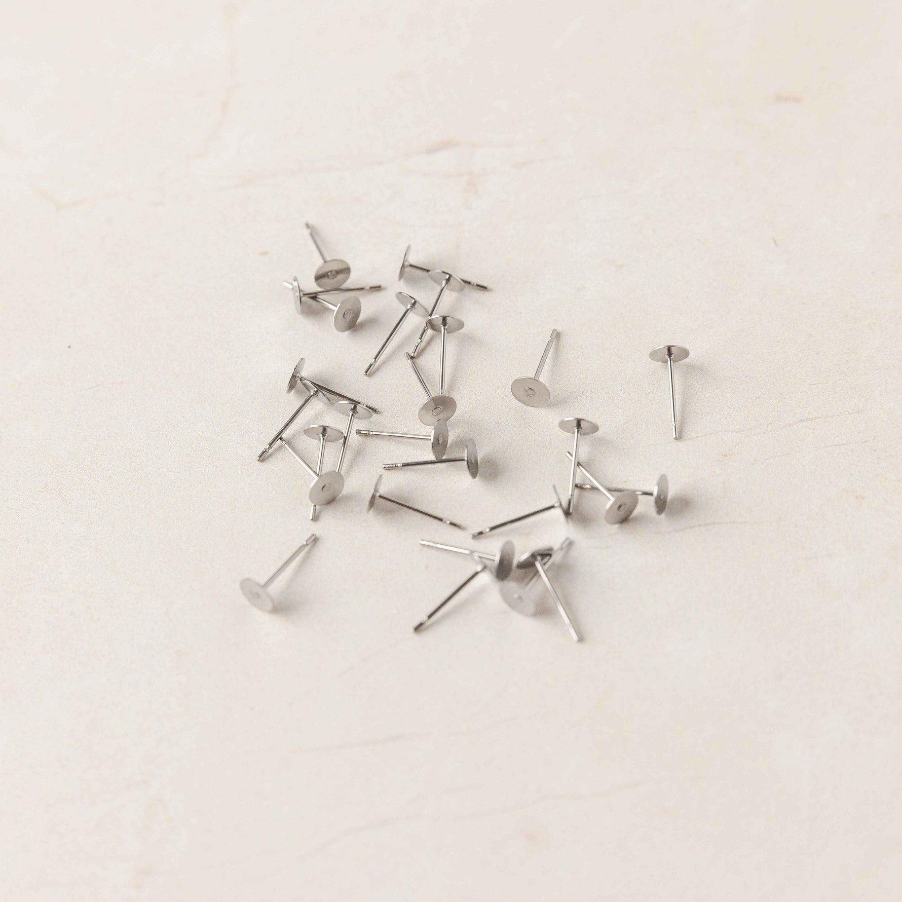 Bulk 4mm Silver Stainless Steel Regular Flat Pad Earring Posts, 100 Pieces, Stud 62 - 