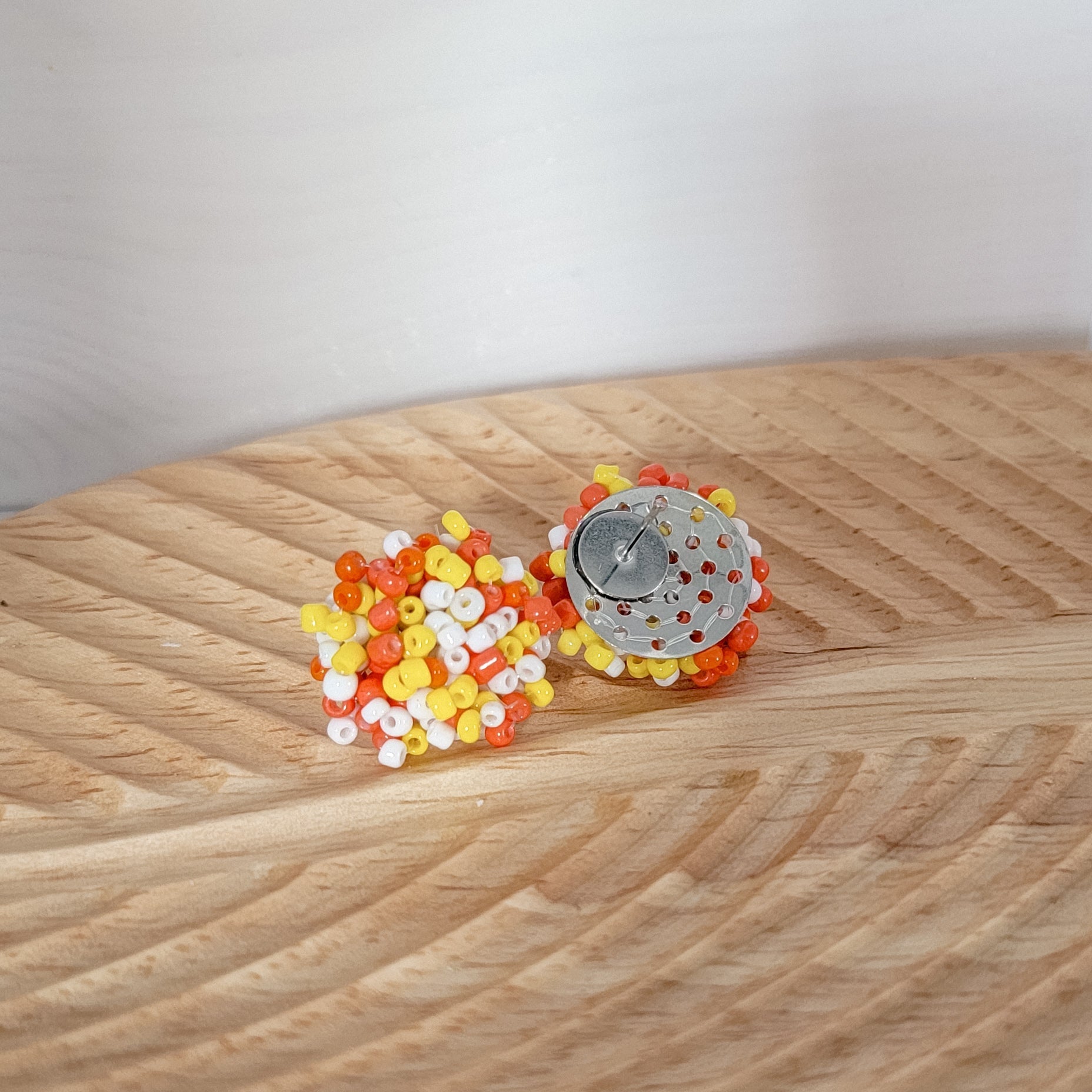 Candy Corn Mix 15mm Small Seed Bead Topper, 1 Pair, Seed Bead 66 - 