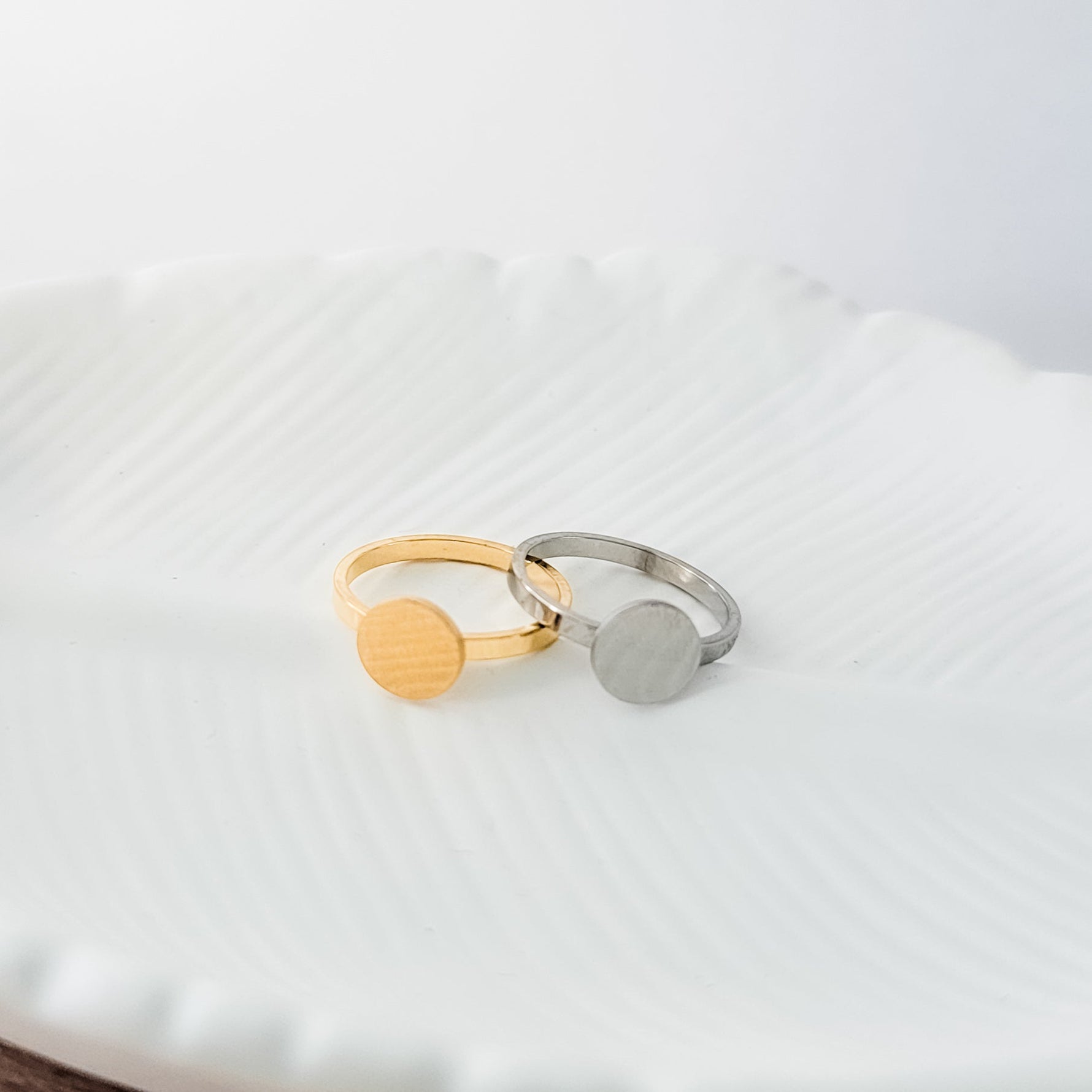 Centered Circle Ring (Silver or Gold, Sizes 6 - 10), 1 Total, Metal Blank 159 - 