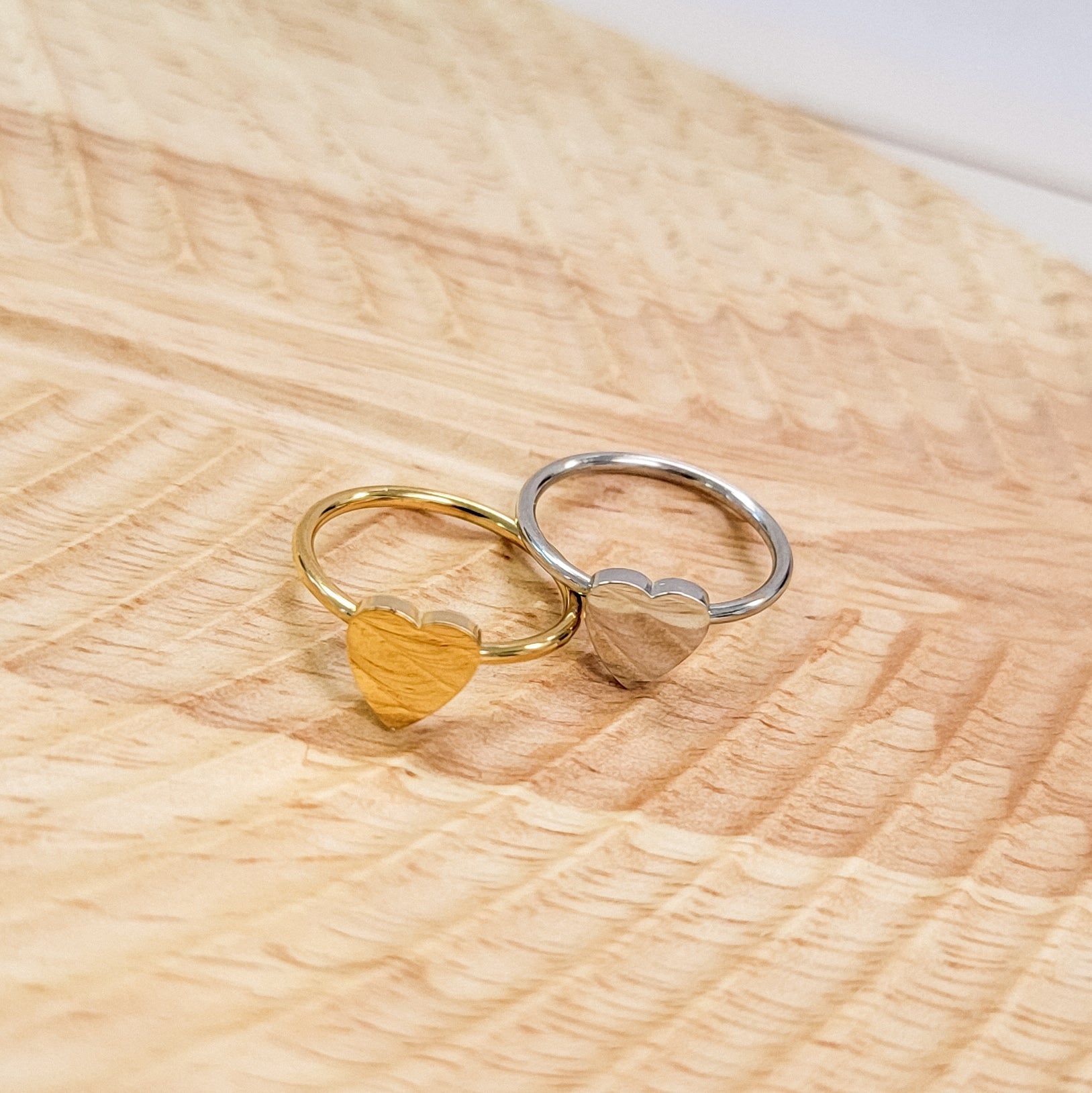 Centered Heart Ring (Silver or Gold, Sizes 6 - 10), 1 Total, Metal Blank 157 - 
