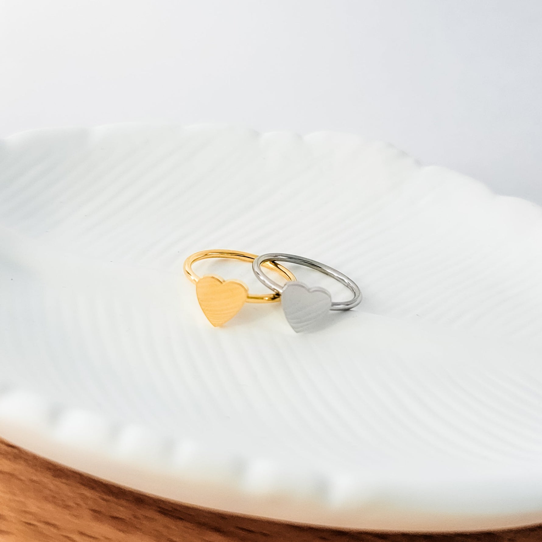 Centered Heart Ring (Silver or Gold, Sizes 6 - 10), 1 Total, Metal Blank 157 - 