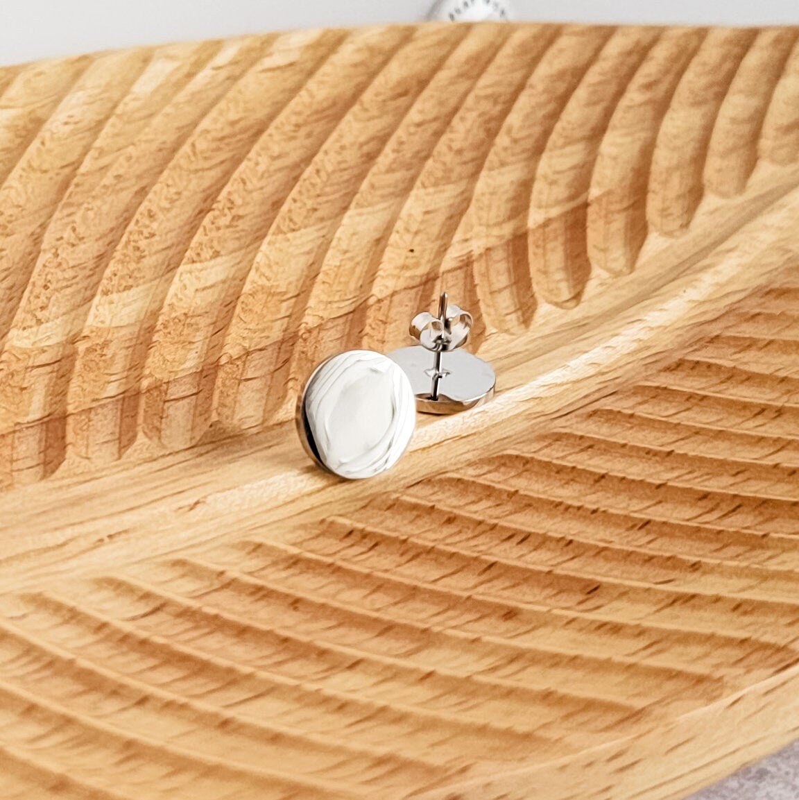 Circle Studs (Choose Silver, Gold, or Rose Gold), 1 Pair Total, Metal Blank 39 - 