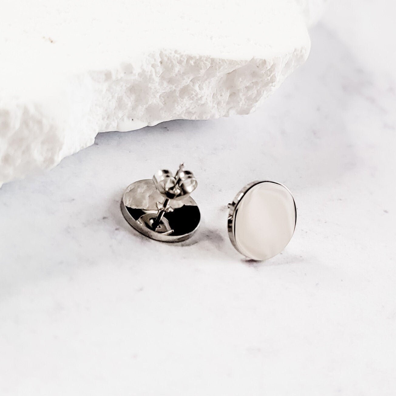 Circle Studs (Choose Silver, Gold, or Rose Gold), 1 Pair Total, Metal Blank 39 - 