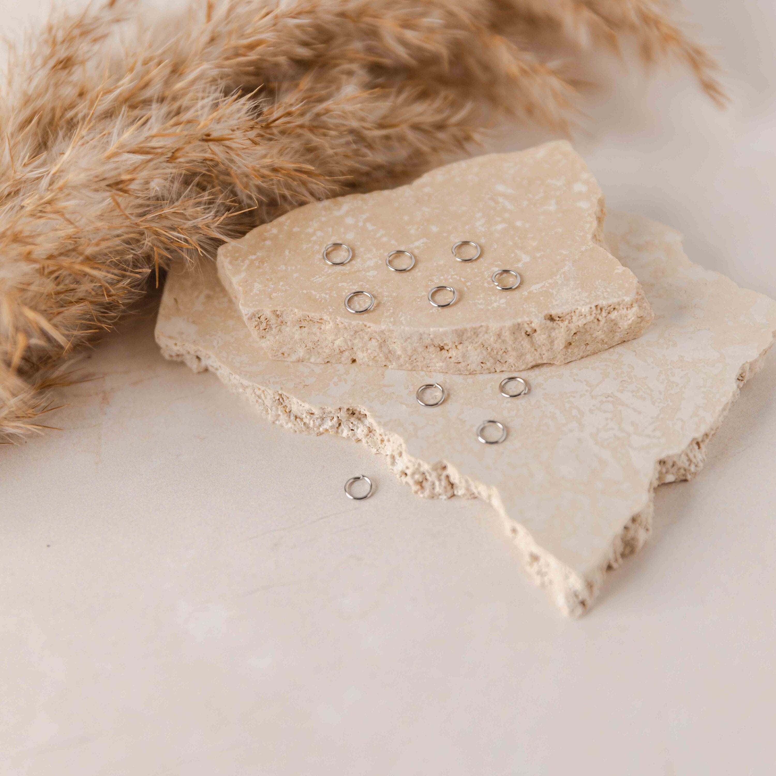 Classic Silver 8mm Round Stainless Steel Closed (Unsoldered) Jump Rings (18g), 100 Pieces, Jump Ring 25 - 