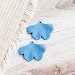 Cornflower Blue Ginkgo Leaf Pendants, 10 Pieces, Ginkgo 27 - 