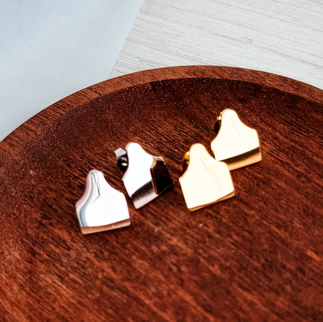 Cow Tag Studs (Silver or Gold), 1 Pair Total, Metal Blank 136 - 
