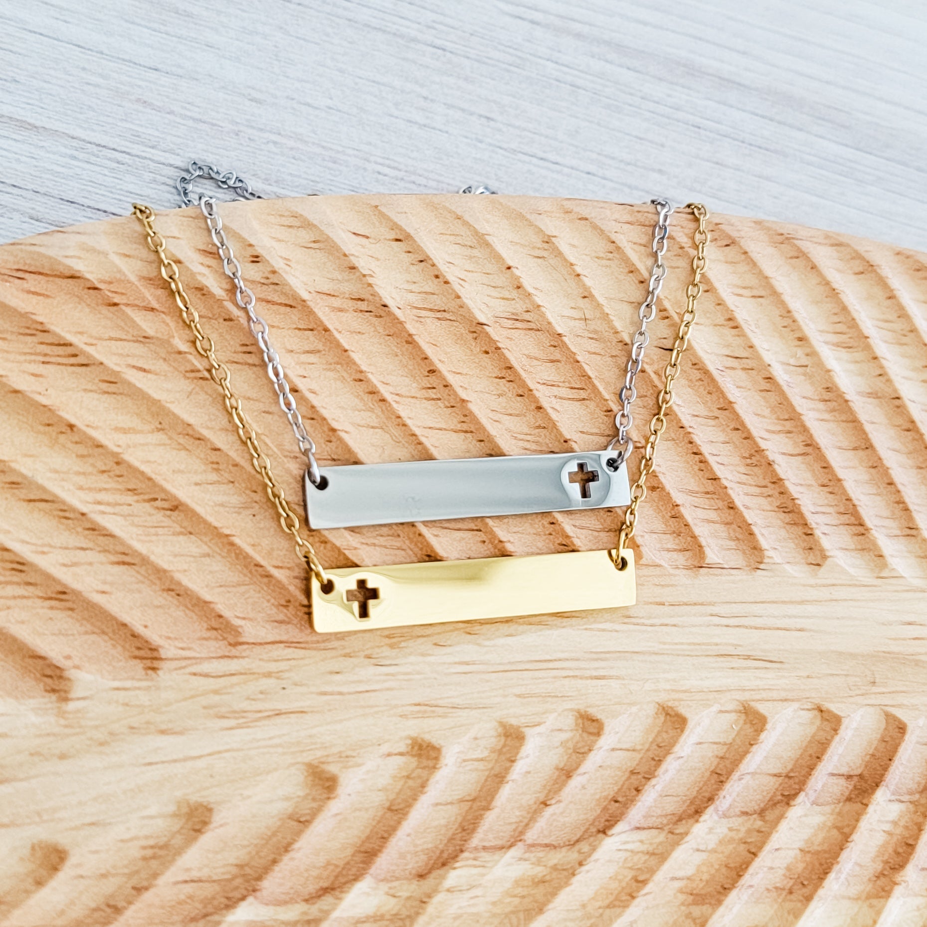 Cross Cutout Horizontal Bar Necklace (Silver or Gold), 1 Total, Metal Blank 180 - 