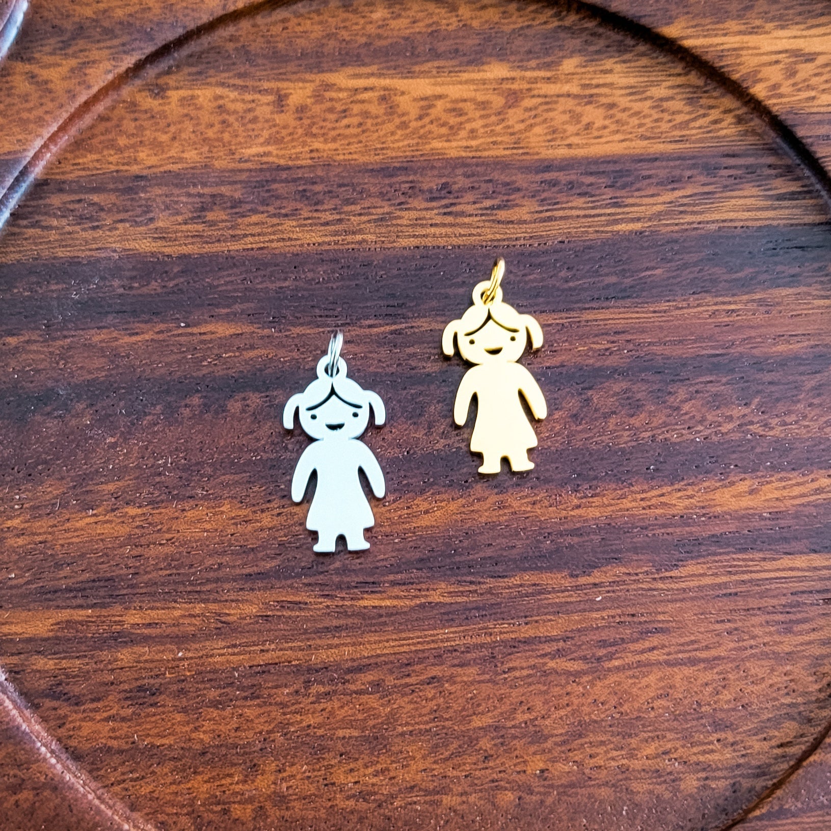 Girl Charms with Attached Jump Rings (Silver or Gold), 5 Total, Metal Blank 147 - 