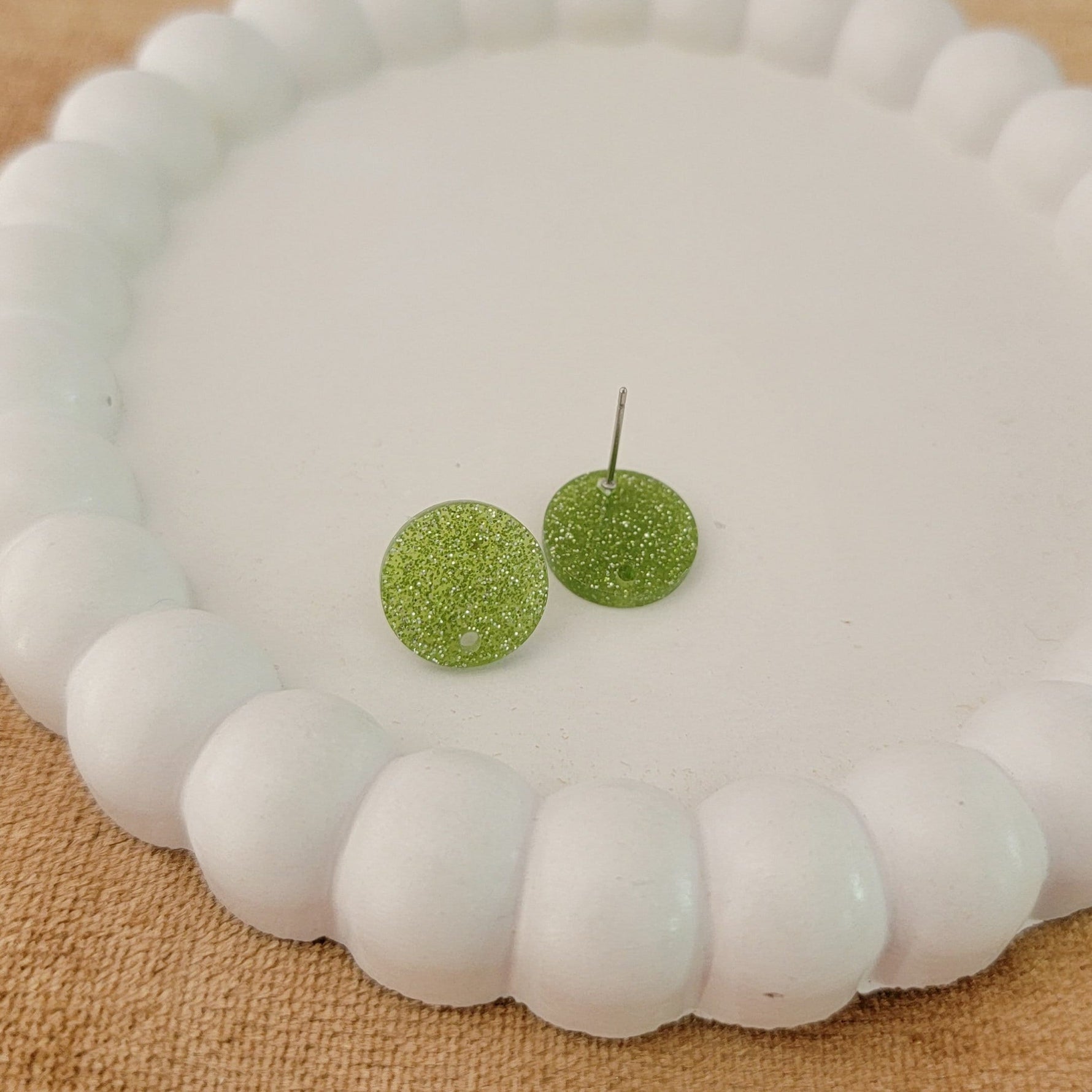 Glitter Light Green Acrylic Circle Stud Earring (14mm), 10 Pieces, Acrylic Stud 48 - 