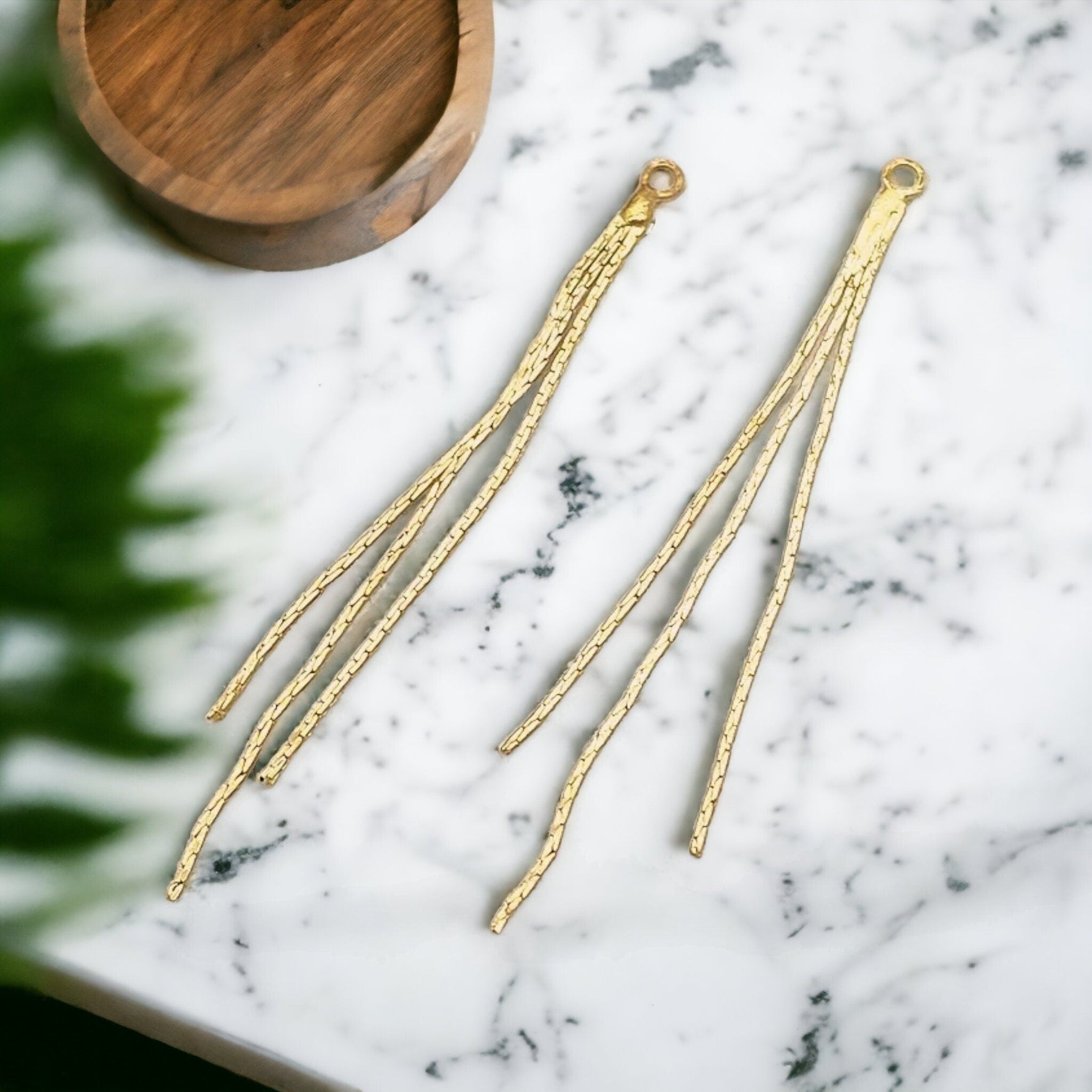 Gold Brass Triple Chain Pendant, 10 Pieces (3 Strands Per Piece), Charm 82 - 