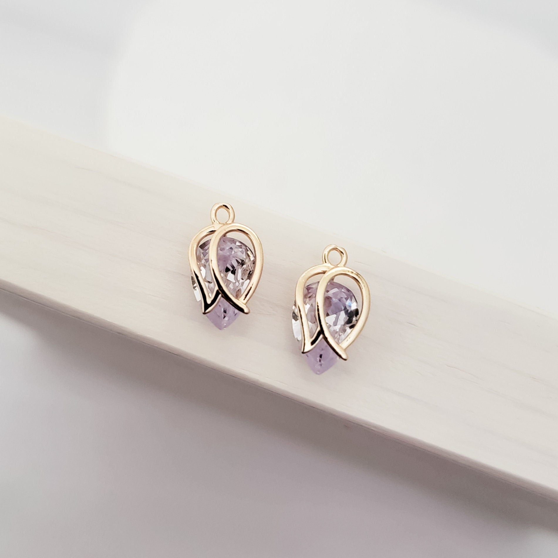 Gold Cubic Zirconia Tulip Charms, 10 Pieces, Charm 39 - 