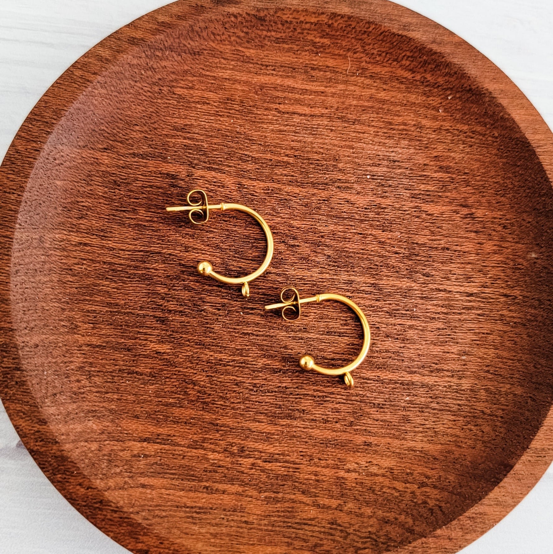 Gold Medium Half Hoop with Perpendicular Loop, 10 Pieces, Hoop 3 - 