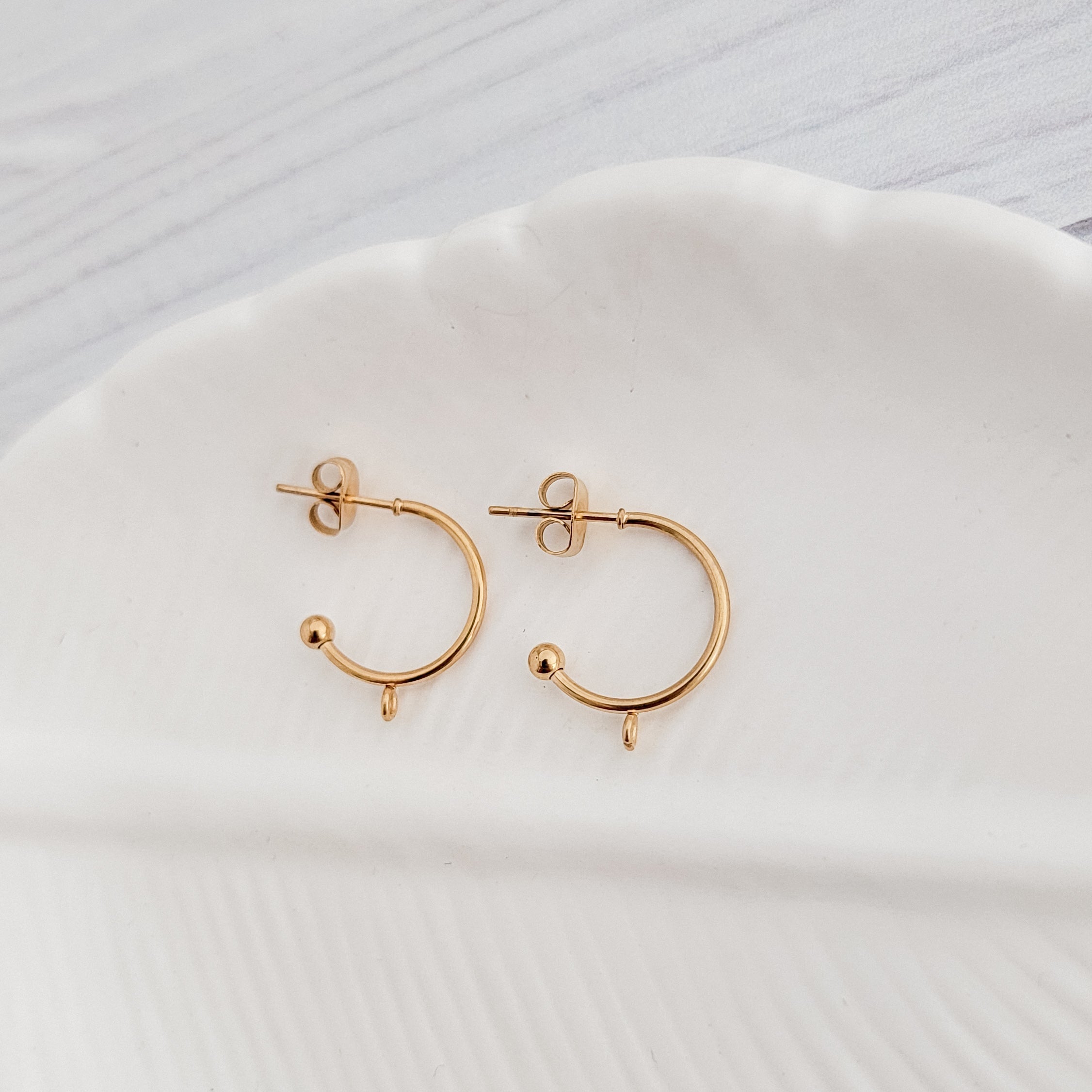 Gold Medium Half Hoop with Perpendicular Loop, 10 Pieces, Hoop 3 - 
