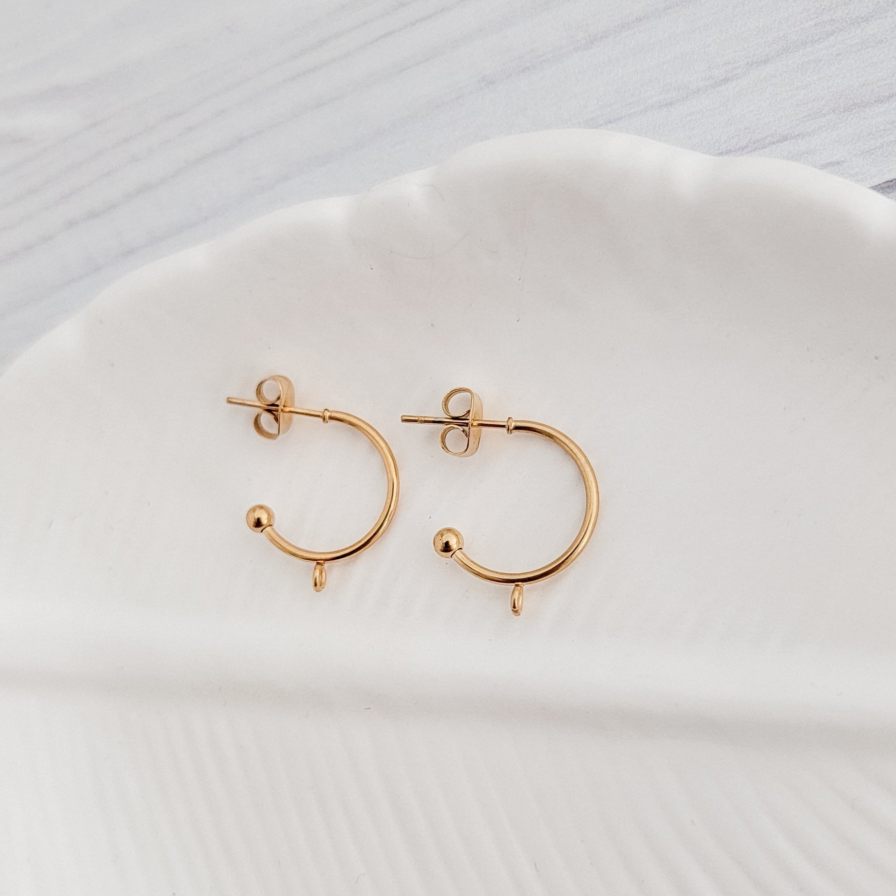 Gold Medium Half Hoop with Perpendicular Loop, 10 Pieces, Hoop 3 - 