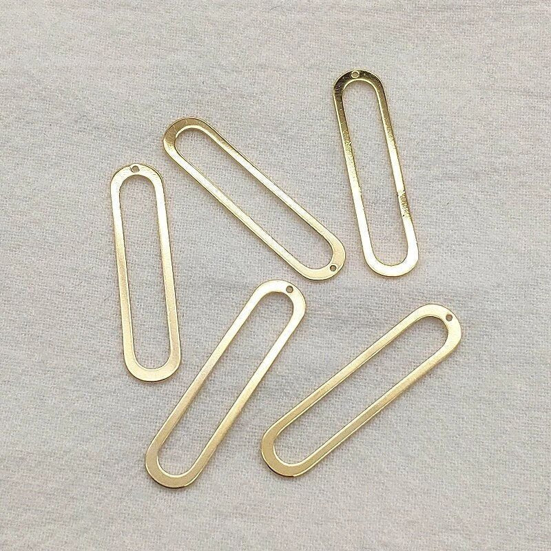 Gold Open Elongated Oval, 10 Pieces, Charm 80 - 