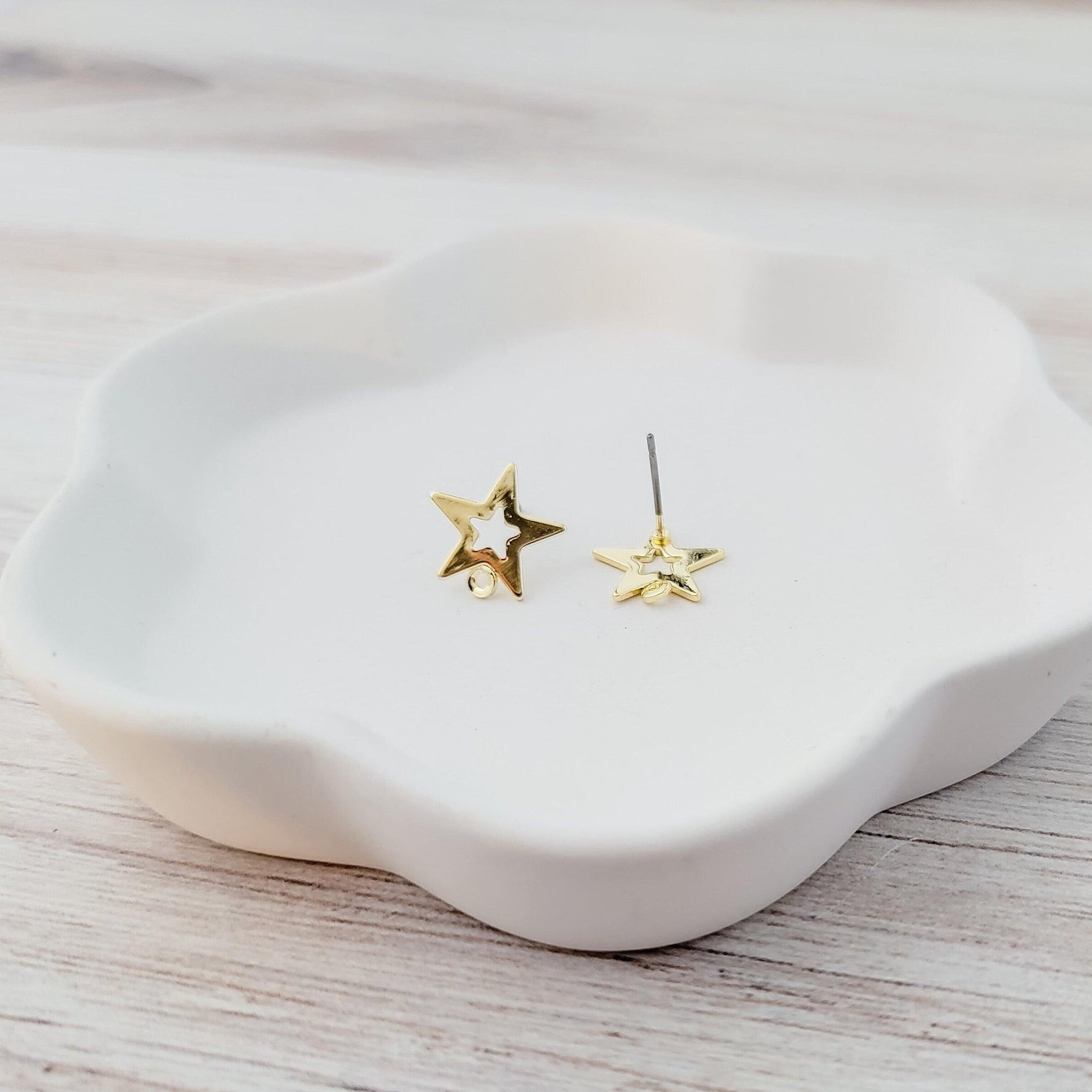 Gold Open Star Stud Earring Findings, 10 Pieces, Stud 96 - 