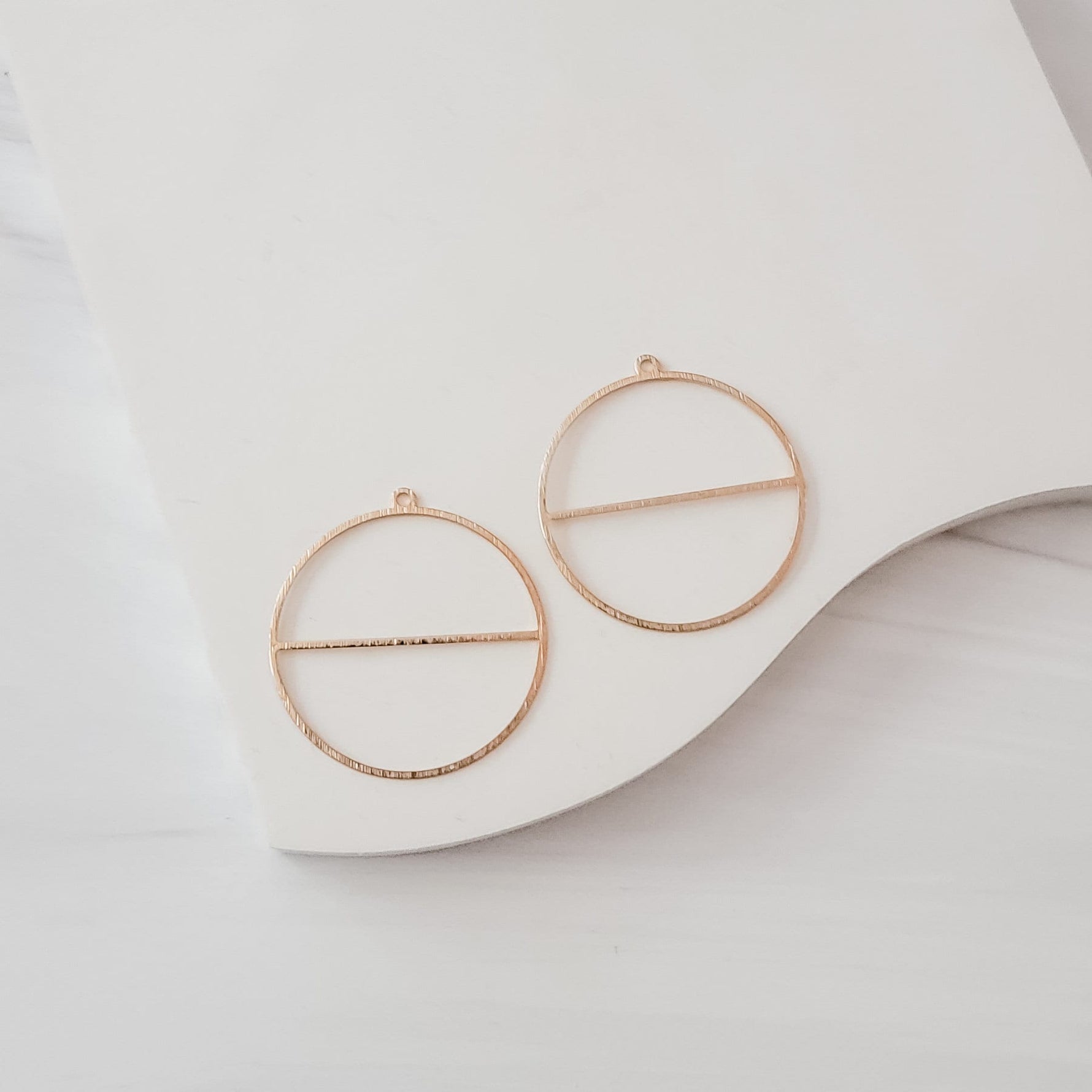 Gold Split Circle 1 - Hole Brushed Brass Pendant, 10 Pieces, Charm 52 - 