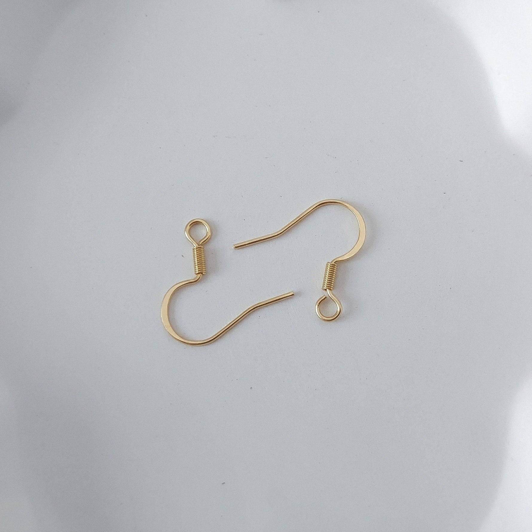 Gold Stainless Ear Wires 2.5mm Hole (Hammered Flat French Style), 20 Pieces, Earring Hook 44 - 