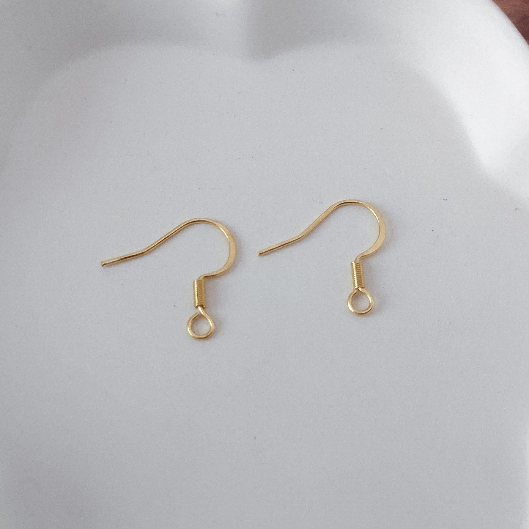 Gold Stainless Ear Wires 2.5mm Hole (Hammered Flat French Style), 20 Pieces, Earring Hook 44 - 