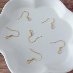 Gold Stainless Ear Wires 2.5mm Hole (Hammered Flat French Style), 20 Pieces, Earring Hook 44 - 