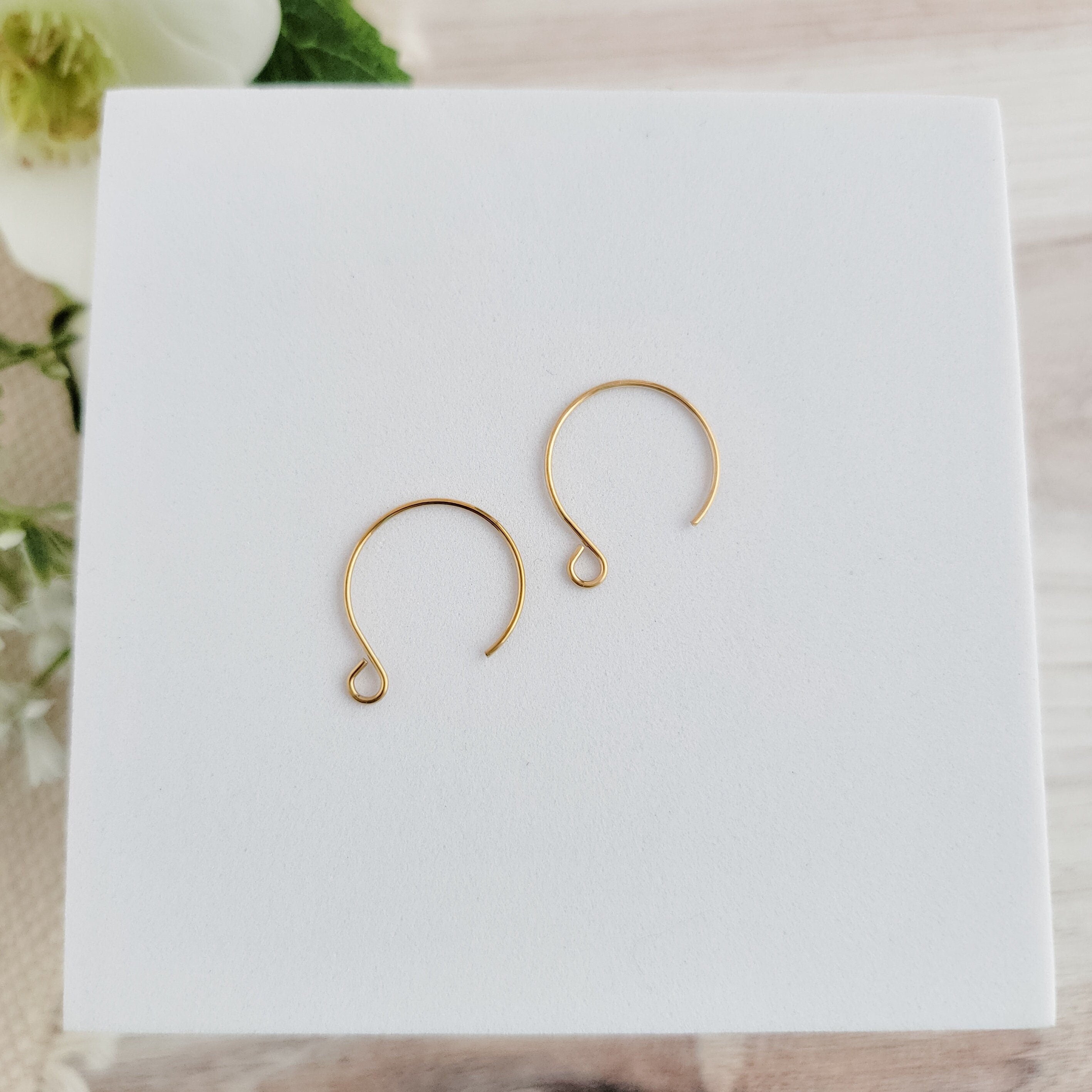 Gold Stainless Steel Round Ear Wires 2.5mm Hole, 20 Pieces, Earring Hook 35 - 