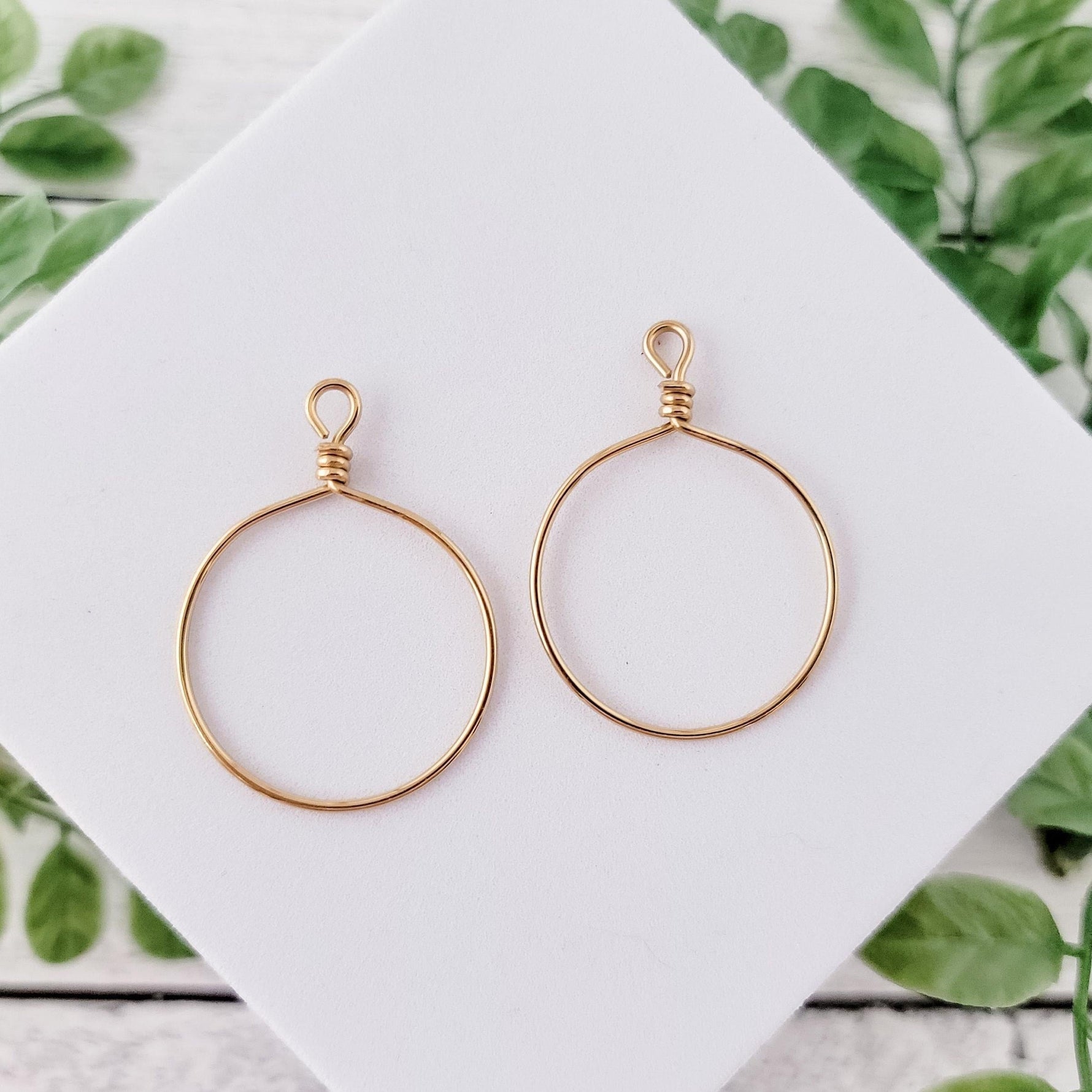 Gold Stainless Steel Round Fringe Hoop, 2 Pieces, Connector 69 - 