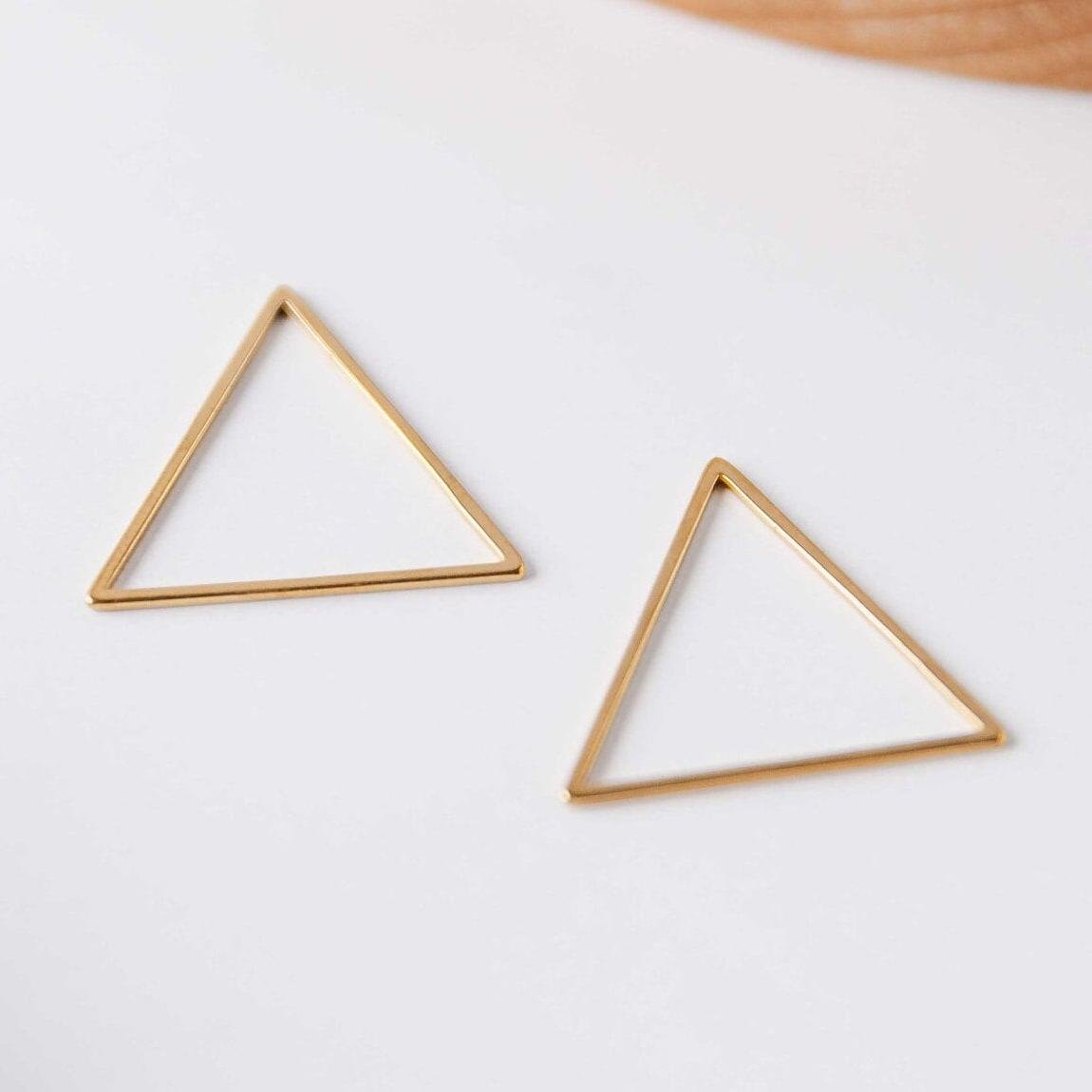 Gold Stainless Triangle Linking Rings (Smooth), 10 Pieces, Connector 25 - 