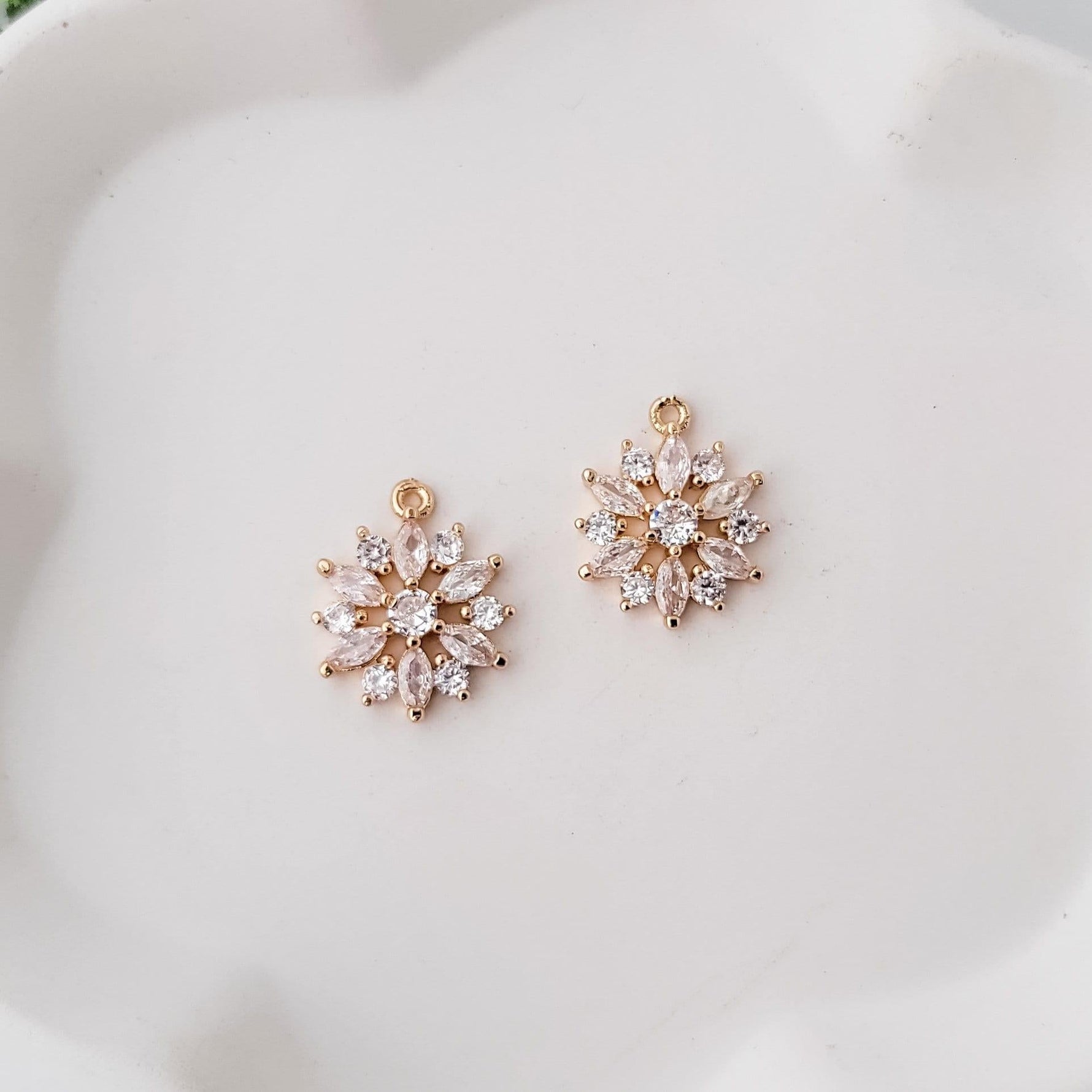 Gold Sunflower Cubic Zirconia Charms, 10 Pieces, Charm 43 - 