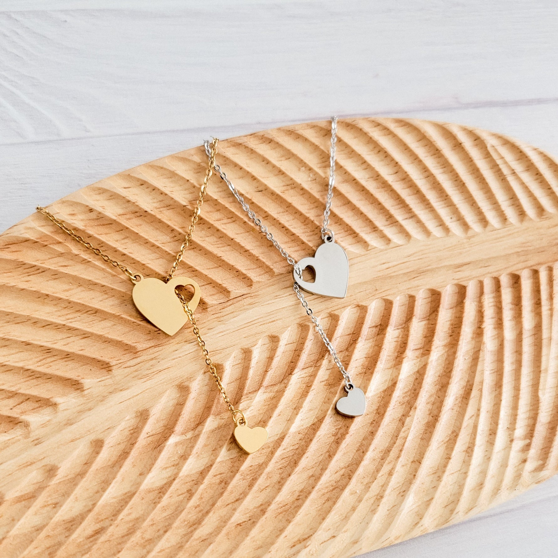 Heartfall Necklace (Silver or Gold), 1 Total, Metal Blank 154 - 