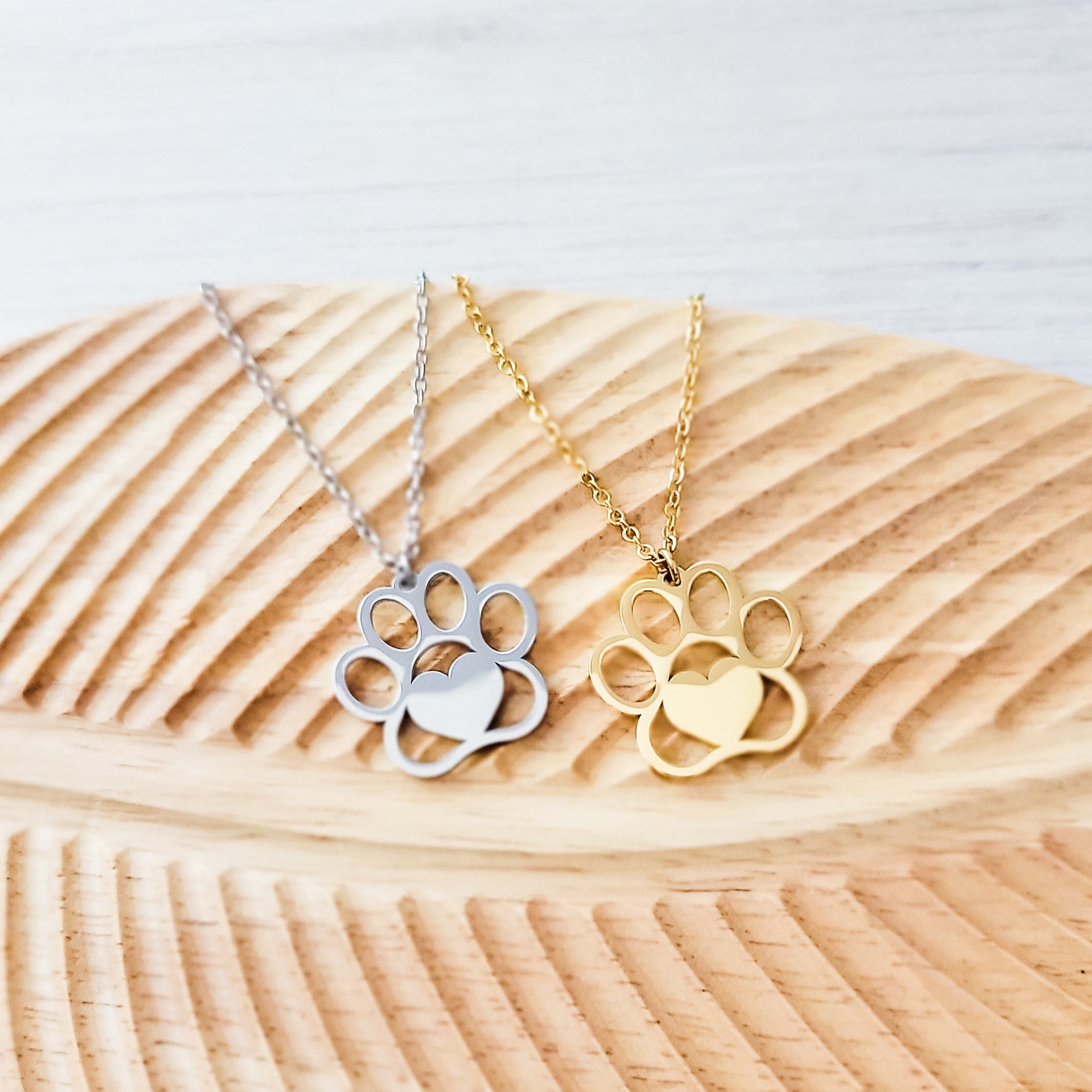 Large Paw Print Necklace (Silver or Gold), 1 Total, Metal Blank 69 - 