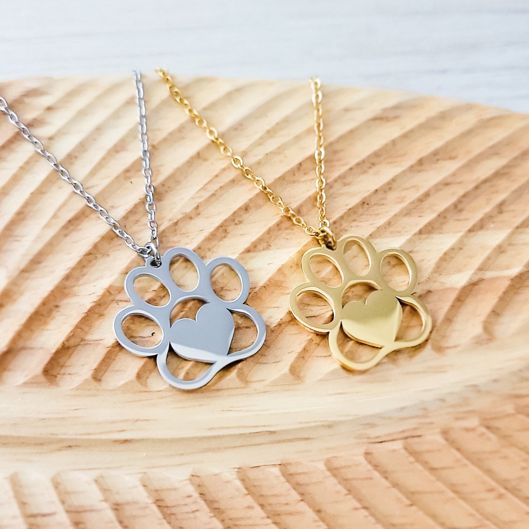Large Paw Print Necklace (Silver or Gold), 1 Total, Metal Blank 69 - 