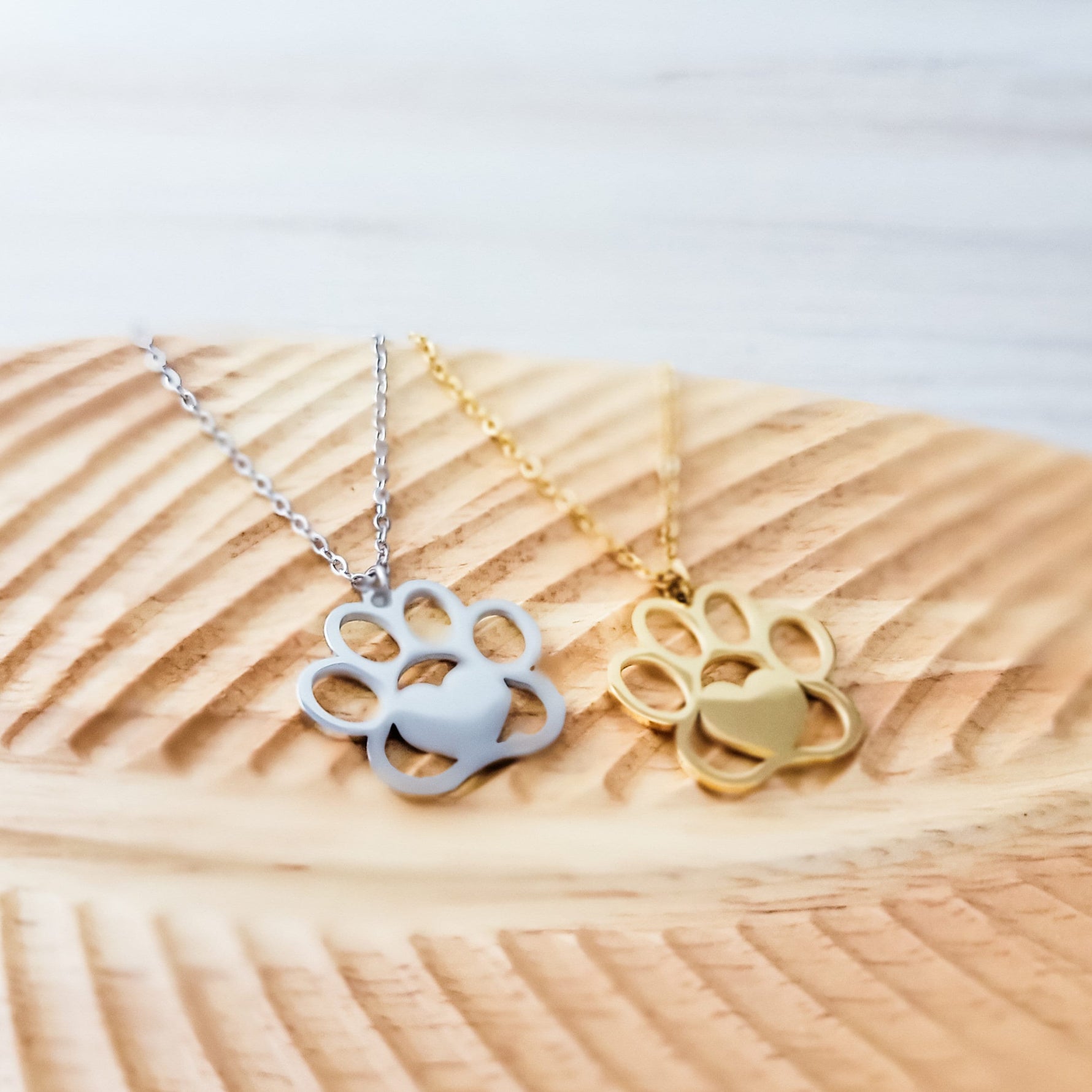 Large Paw Print Necklace (Silver or Gold), 1 Total, Metal Blank 69 - 
