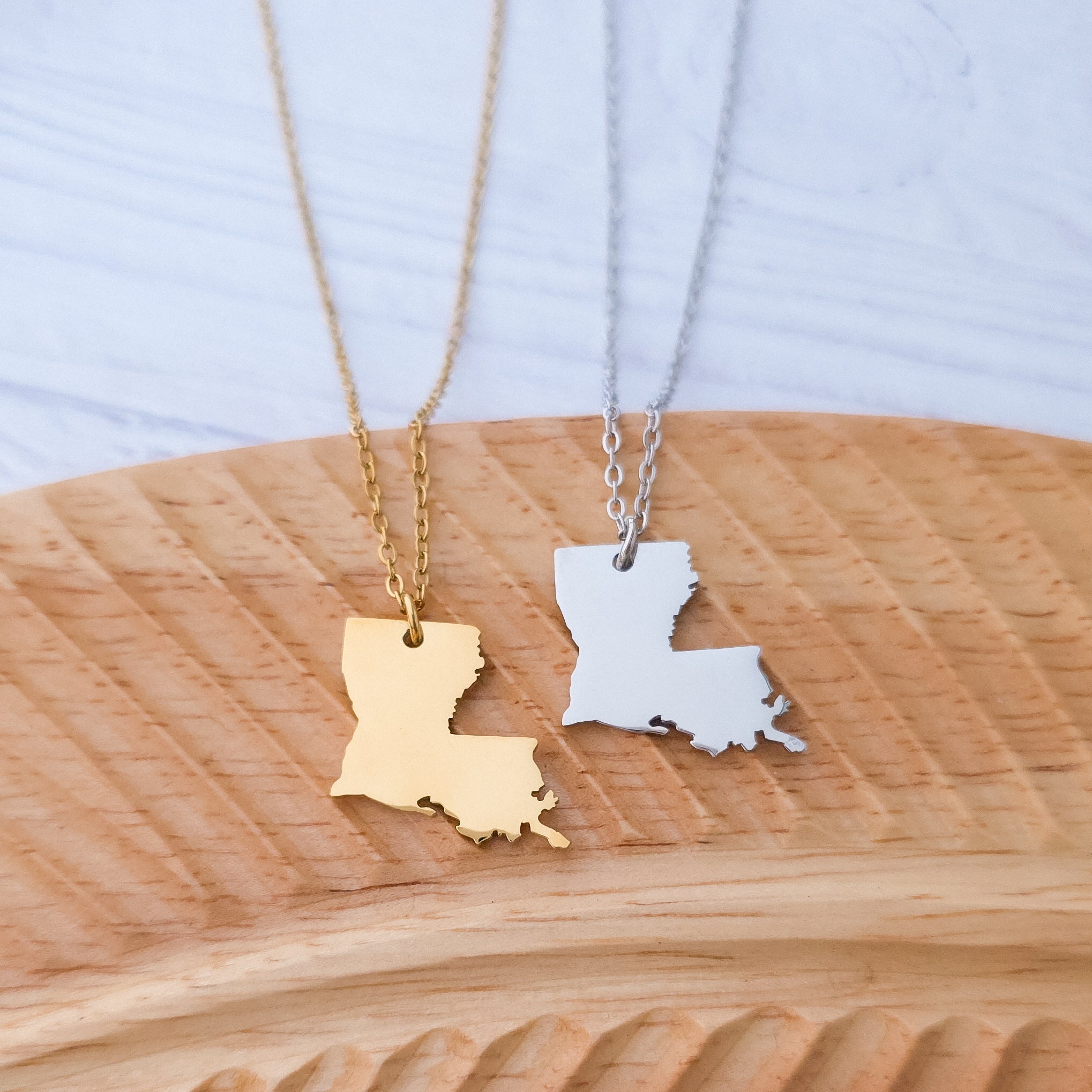 Louisiana Pendant Necklace (Silver or Gold), 1 Total, Metal Blank 187 - 
