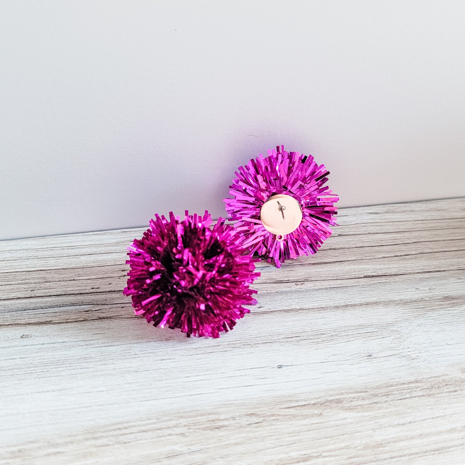 Magenta Tinsel 30mm Large Stud Topper, 1 Pair, Stud 181 - 