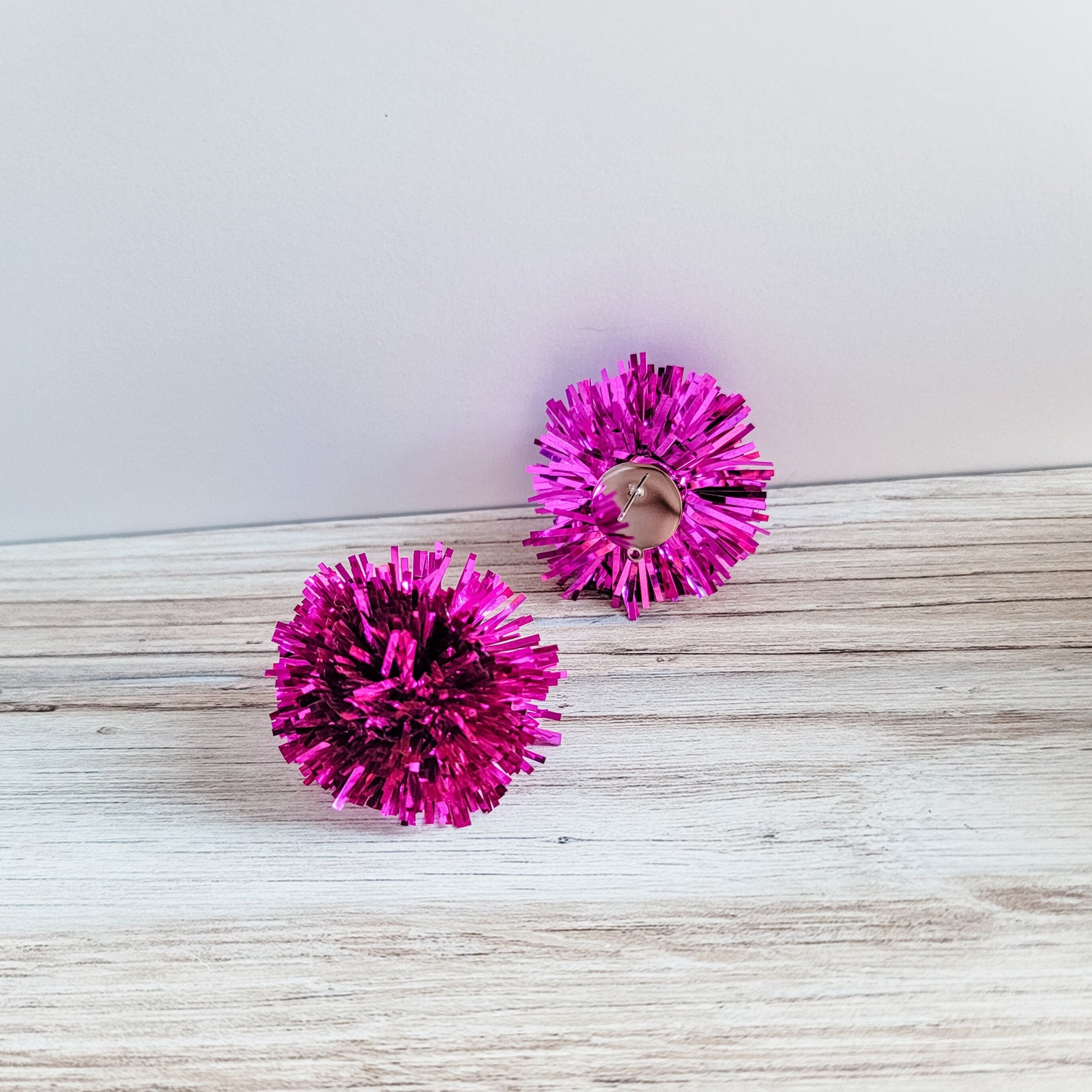 Magenta Tinsel 30mm Large Stud Topper, 1 Pair, Stud 181 - 