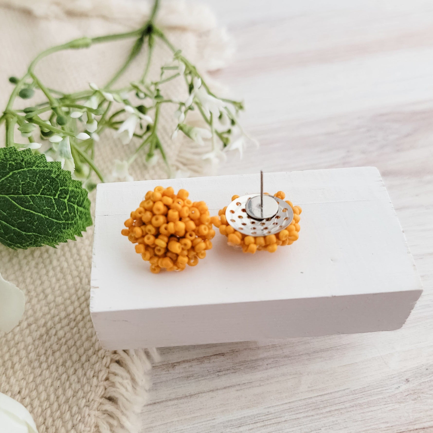 Marigold 15mm Small Seed Bead Topper, 1 Pair, Seed Bead 33 - 