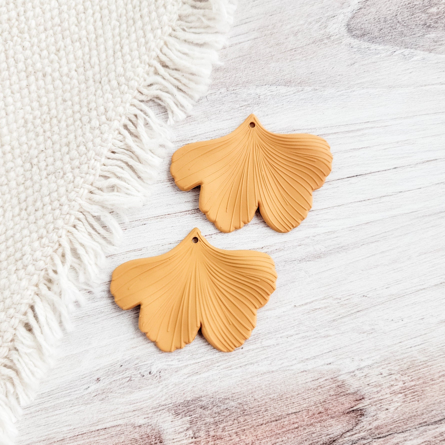 Marigold Ginkgo Leaf Pendants, 10 Pieces, Ginkgo 5 - 