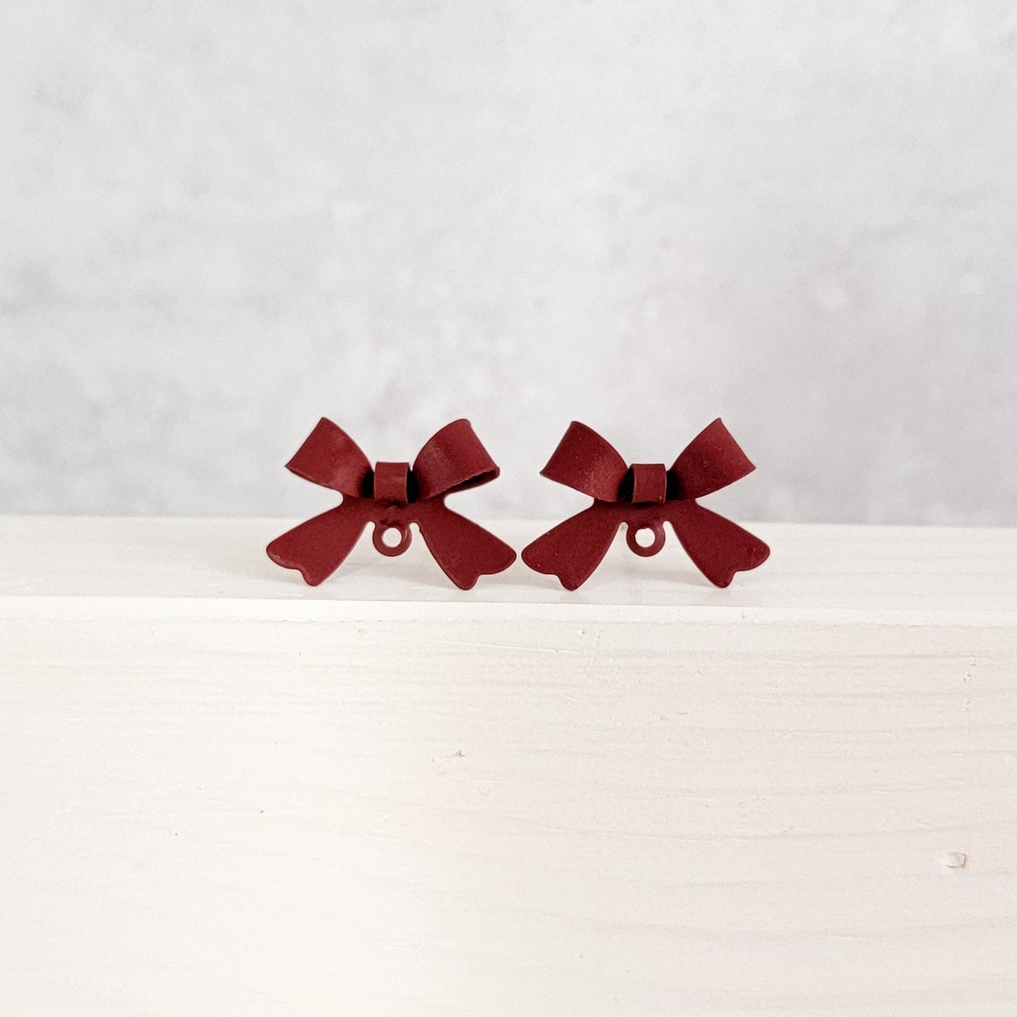 Maroon Stainless Steel Bow Stud Connector, 10 Pieces, Bow 54 - 