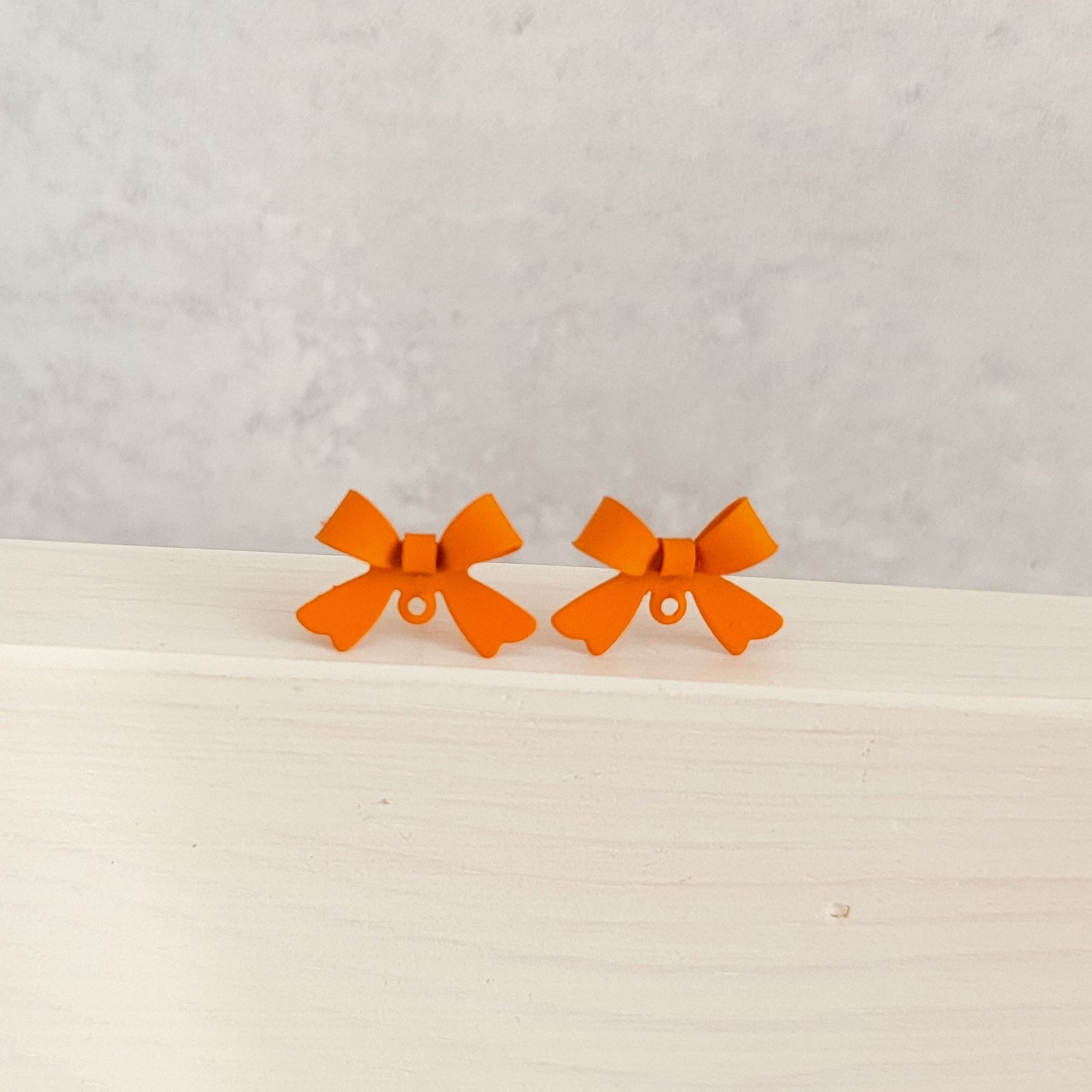 Medium Orange Stainless Steel Bow Stud Connector, 10 Pieces, Bow 52 - 